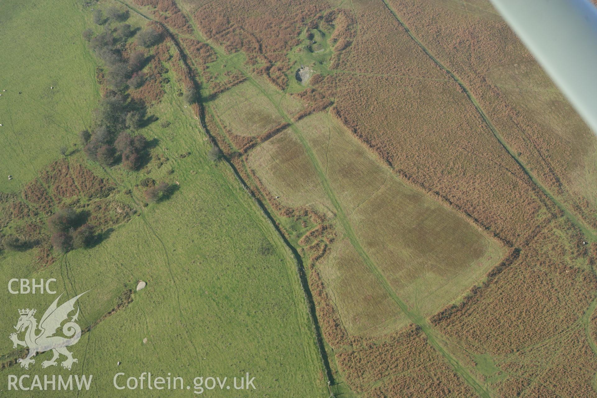 RCAHMW colour oblique photograph of Llanbedr Hill Platform House. Taken by Toby Driver on 13/10/2010.