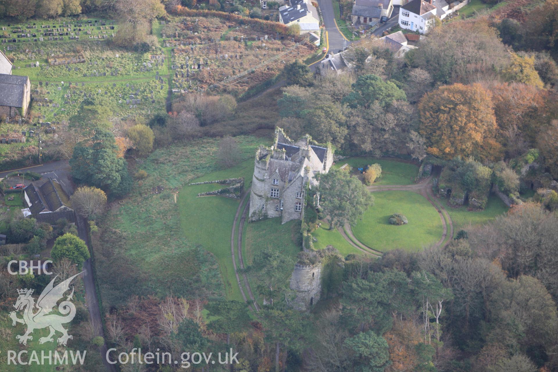 RCAHMW colour oblique photograph of Newport Castle, Pembrokeshire. Taken by Toby Driver on 16/11/2010.