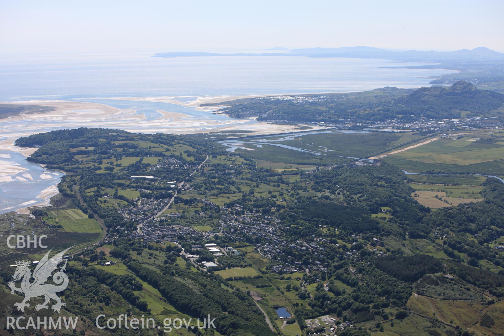 RCAHMW colour oblique photograph of Penrhyndeudraeth, looking towards Tremadog Bay. Taken by Toby Driver on 16/06/2010.