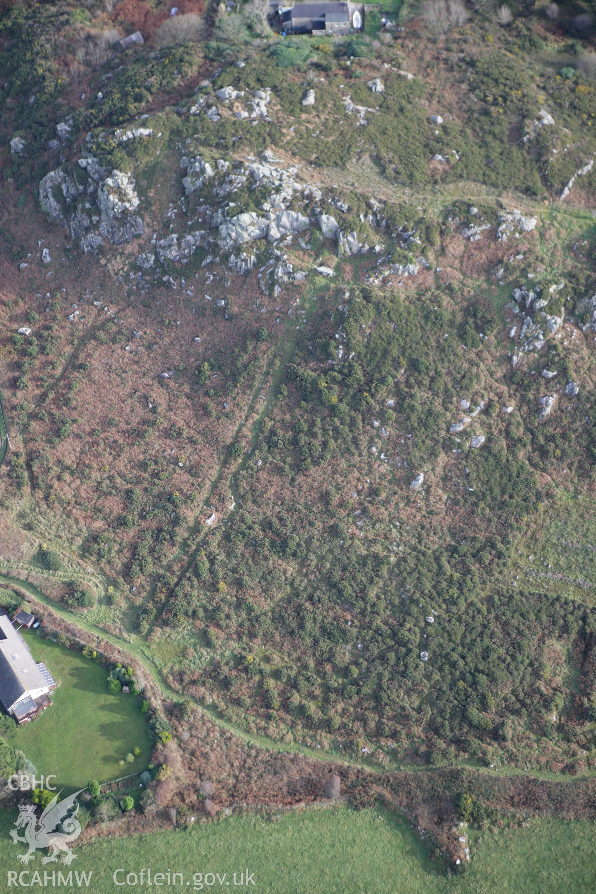 RCAHMW colour oblique photograph of Carn Winda Burial Chamber (Carreg Sampson). Taken by Toby Driver on 16/11/2010.