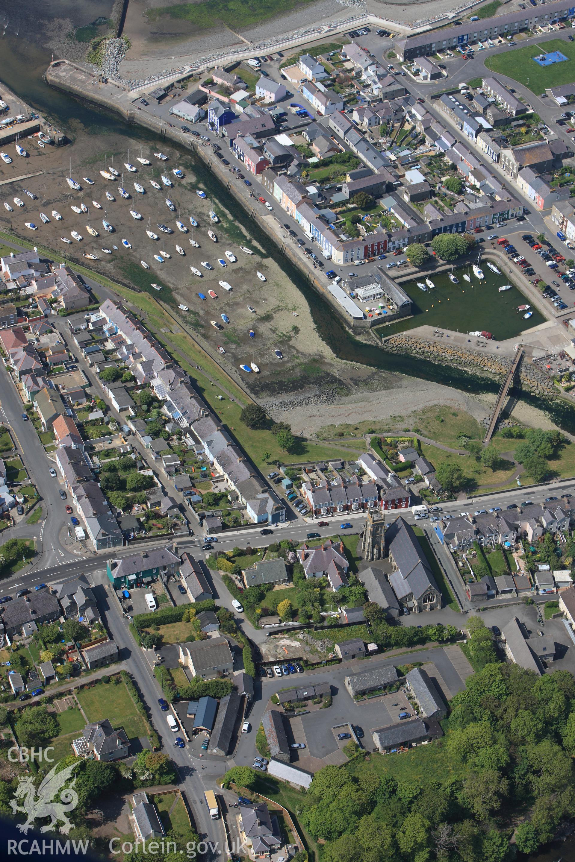 RCAHMW colour oblique photograph of Aberaeron. Taken by Toby Driver on 25/05/2010.