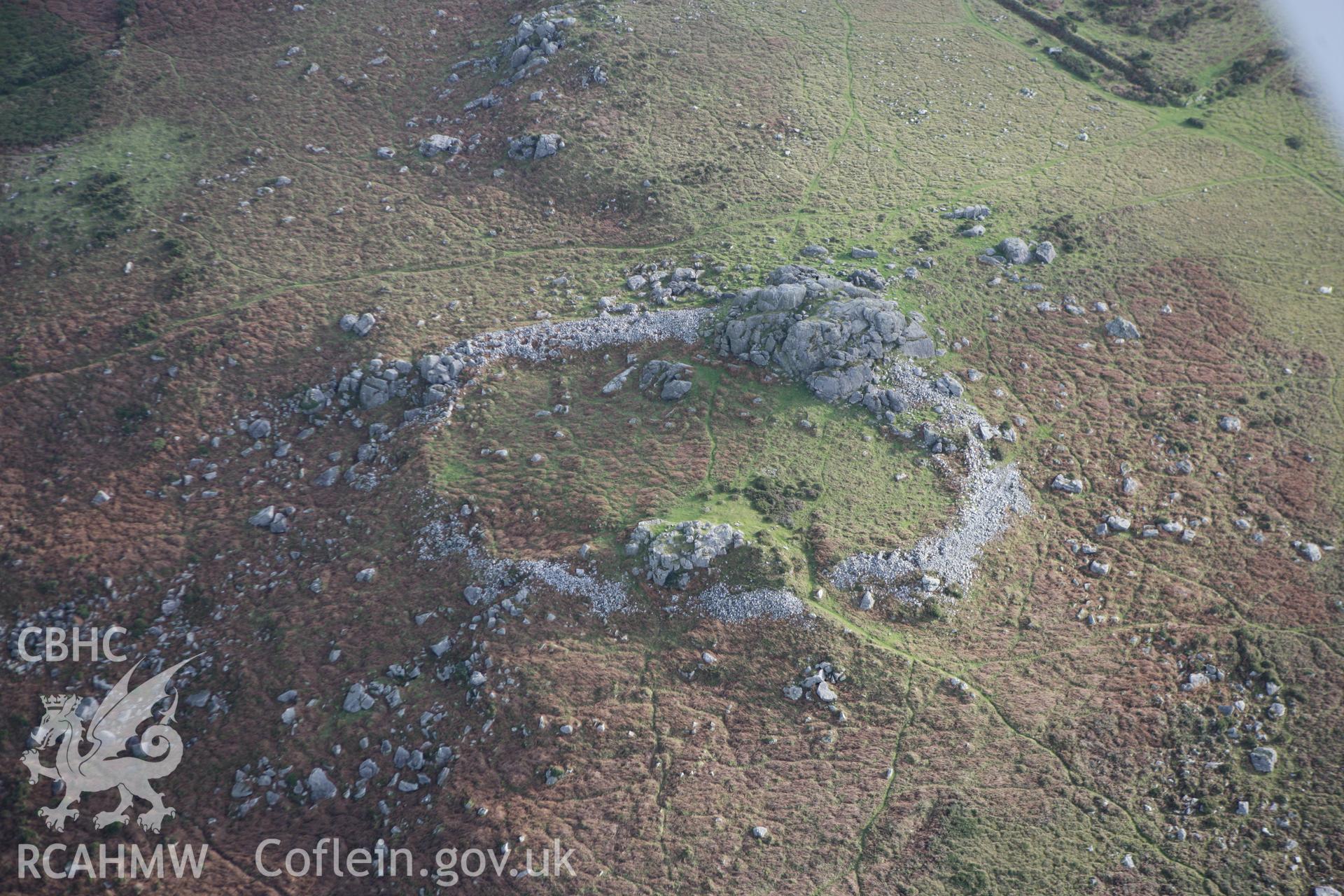 RCAHMW colour oblique photograph of Carn Ffoi Camp. Taken by Toby Driver on 16/11/2010.