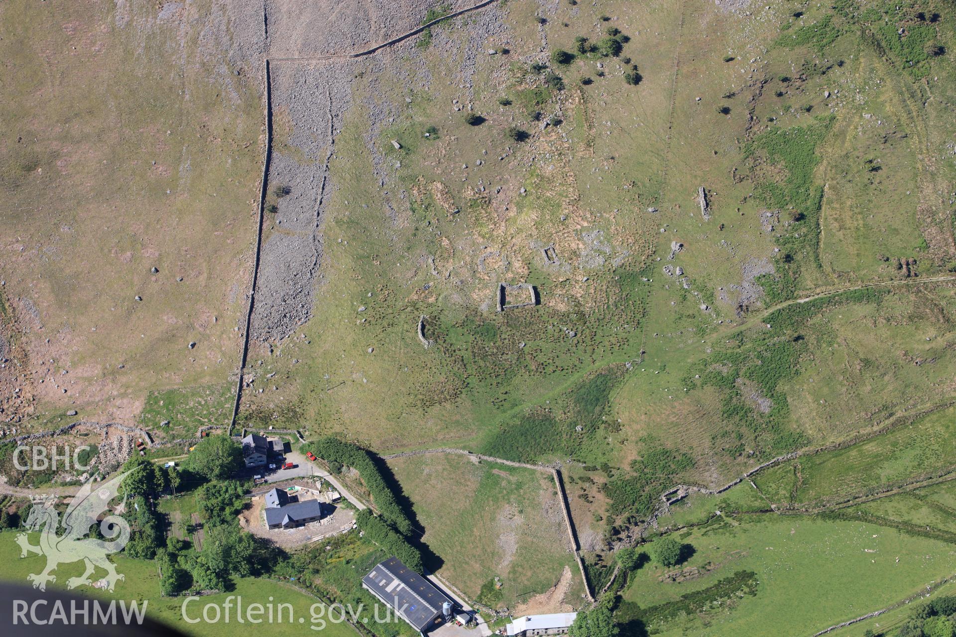 RCAHMW colour oblique photograph of Drws-y-Coed Prehistoric Settlement. Taken by Toby Driver on 16/06/2010.