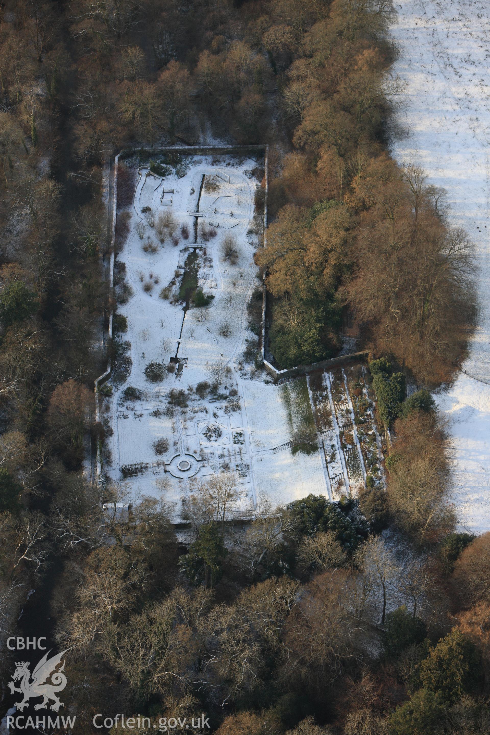 RCAHMW colour oblique photograph of Ty Glyn garden, Ciliau Aeron. Taken by Toby Driver on 02/12/2010.