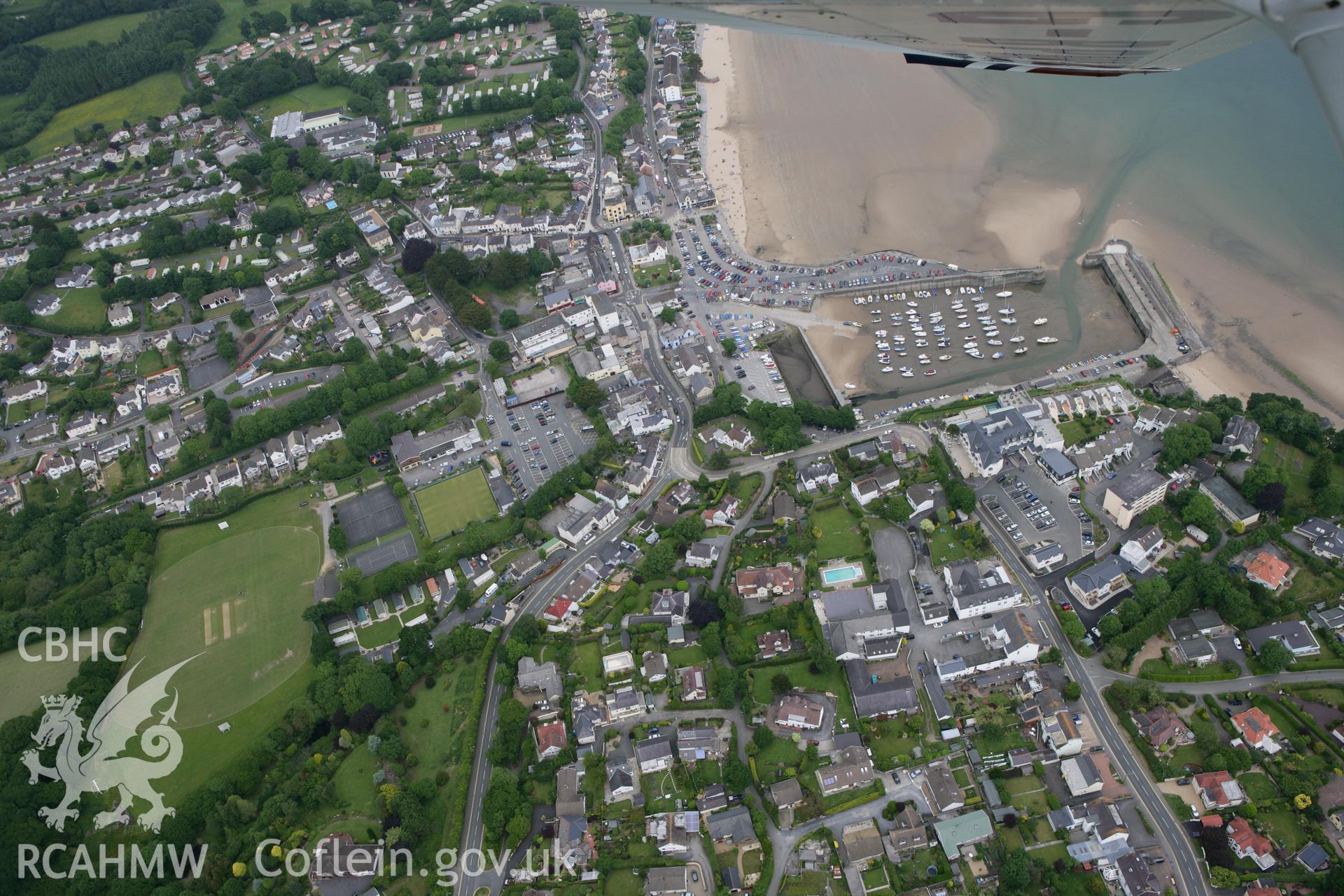 RCAHMW colour oblique photograph of Saundersfoot town and harbour. Taken by Toby Driver on 11/06/2010.