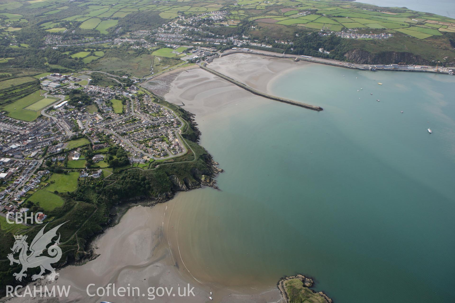 RCAHMW colour oblique photograph of Fishguard town. Taken by Toby Driver on 09/09/2010.