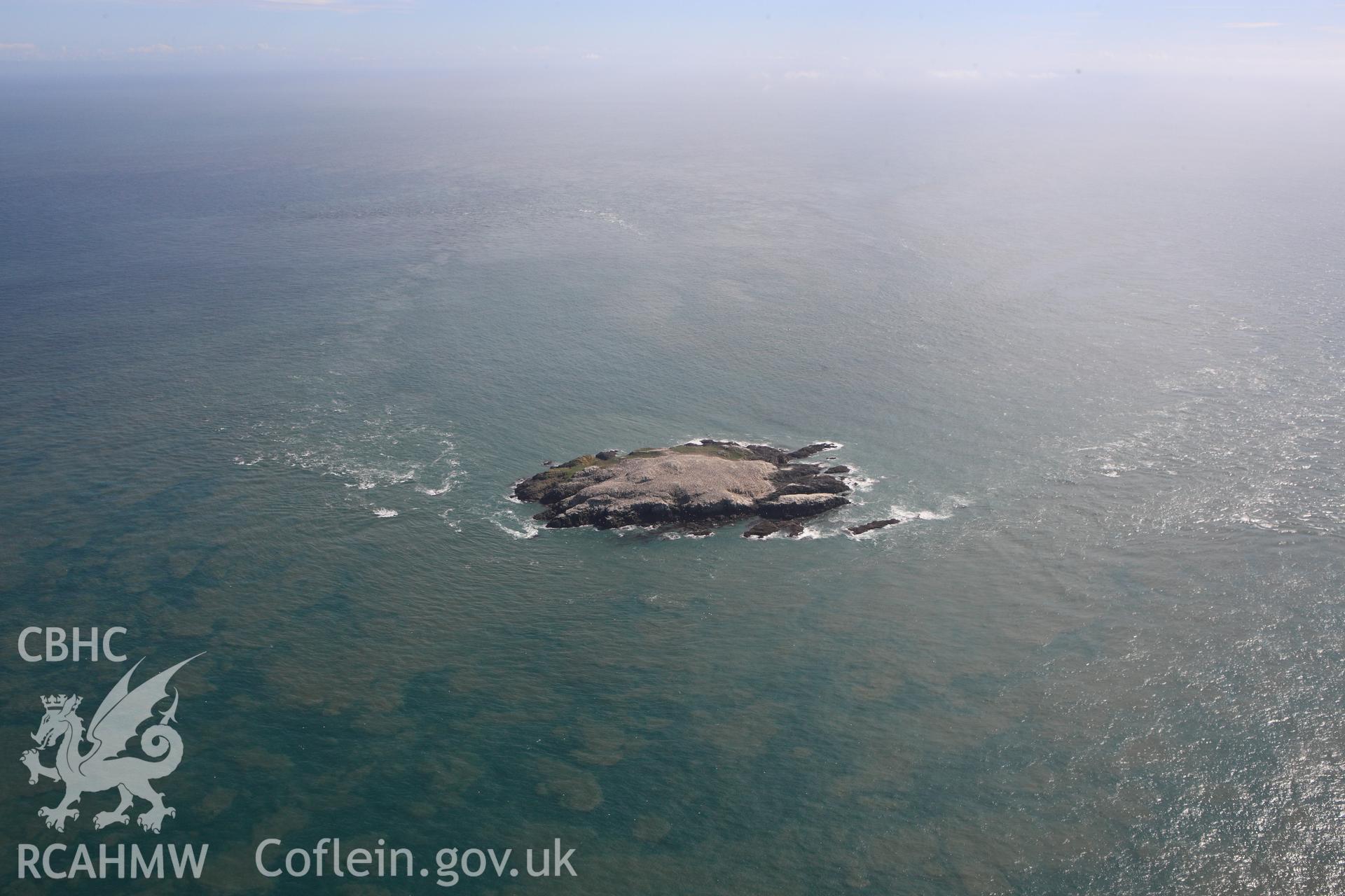 RCAHMW colour oblique photograph of Grassholm Island Settlement. Taken by Toby Driver on 09/09/2010.