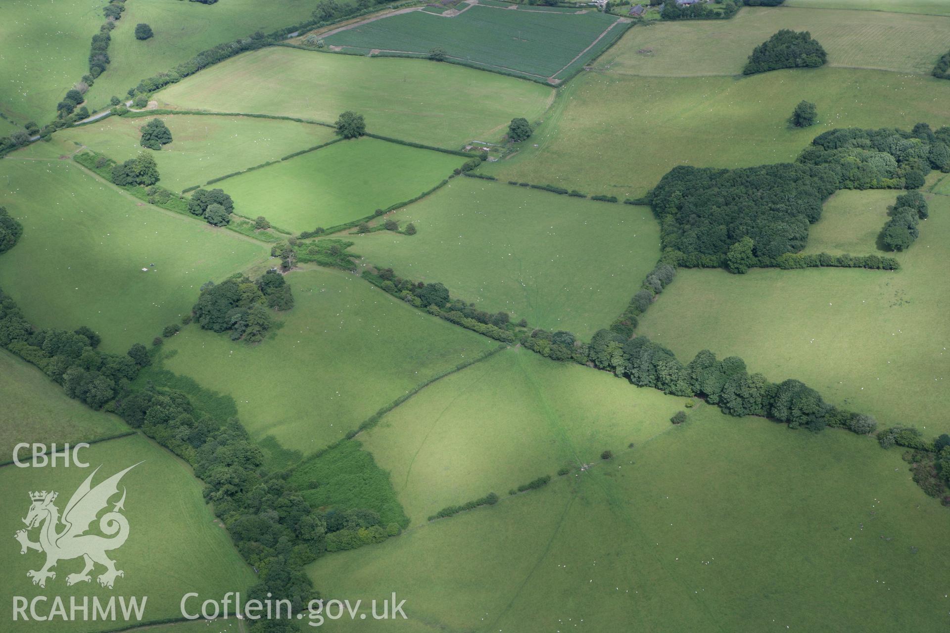 RCAHMW colour oblique photograph of Offa's Dyke, section extending 1960m from Yew Tree Farm to quarries north-east of Granner Wood. Taken by Toby Driver on 21/07/2010.