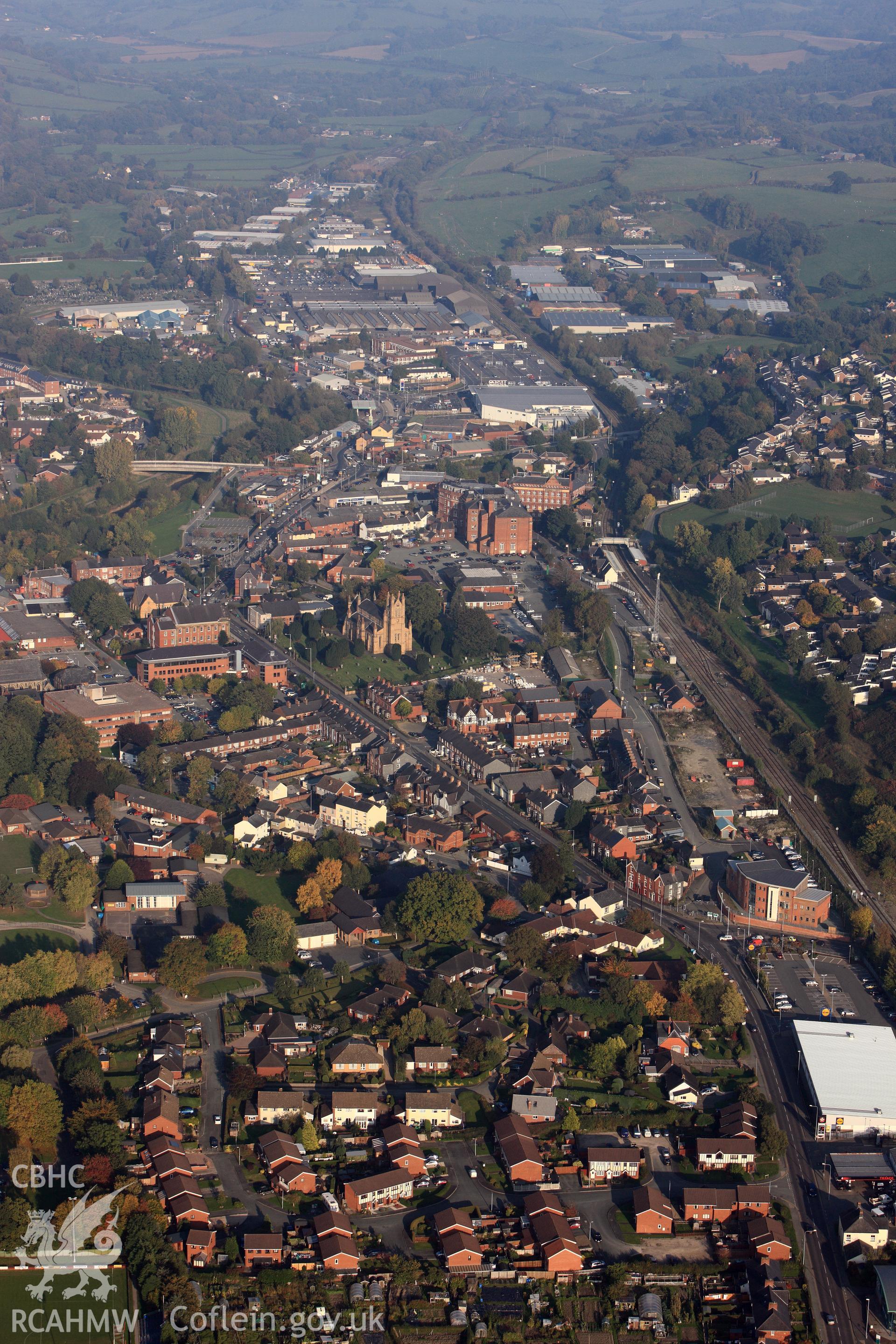 RCAHMW colour oblique photograph of Newtown. Taken by Toby Driver on 13/10/2010.