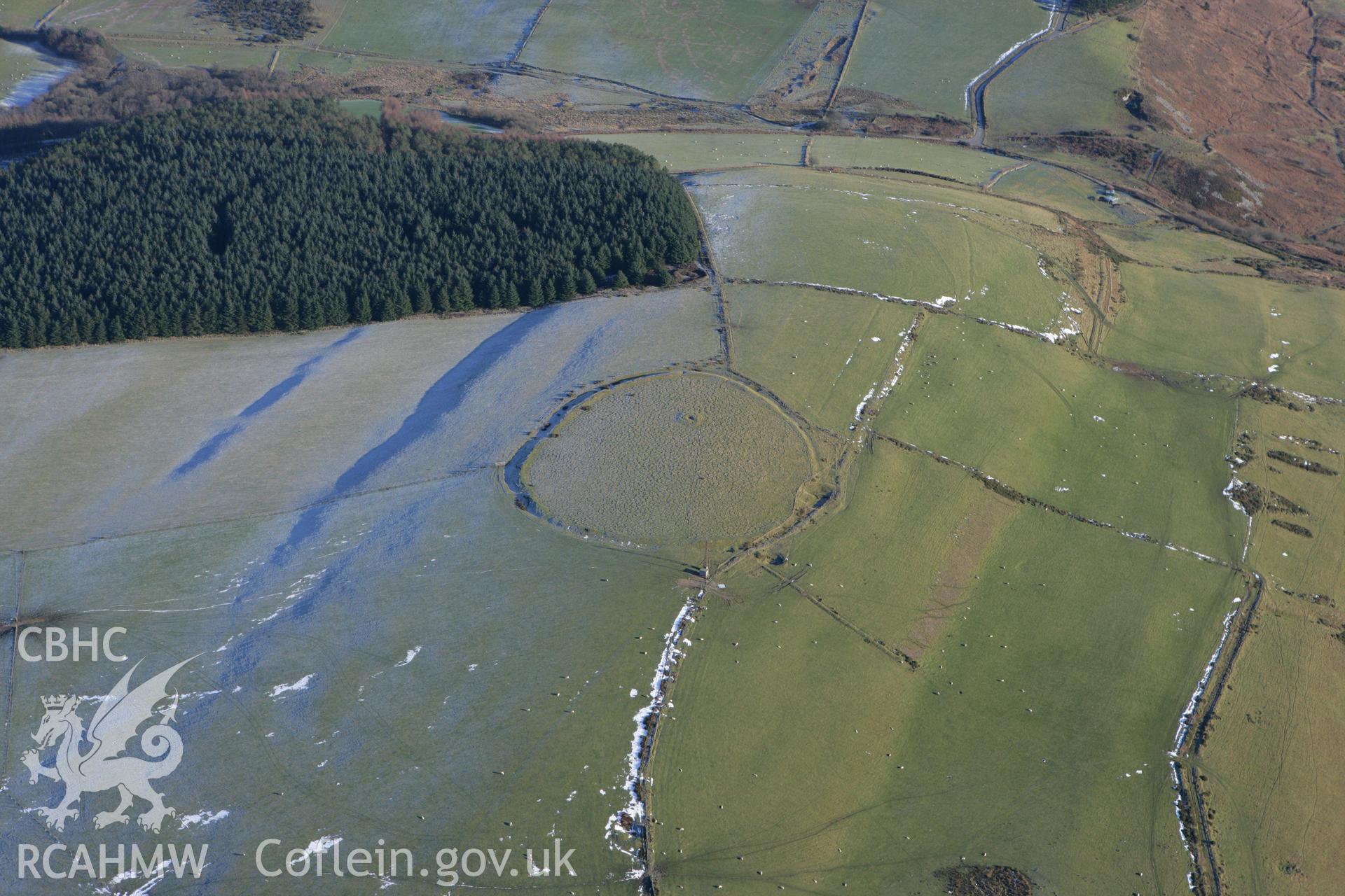 RCAHMW colour oblique photograph of Buarth y Gaer, landscape looking east. Taken by Toby Driver on 08/12/2010.