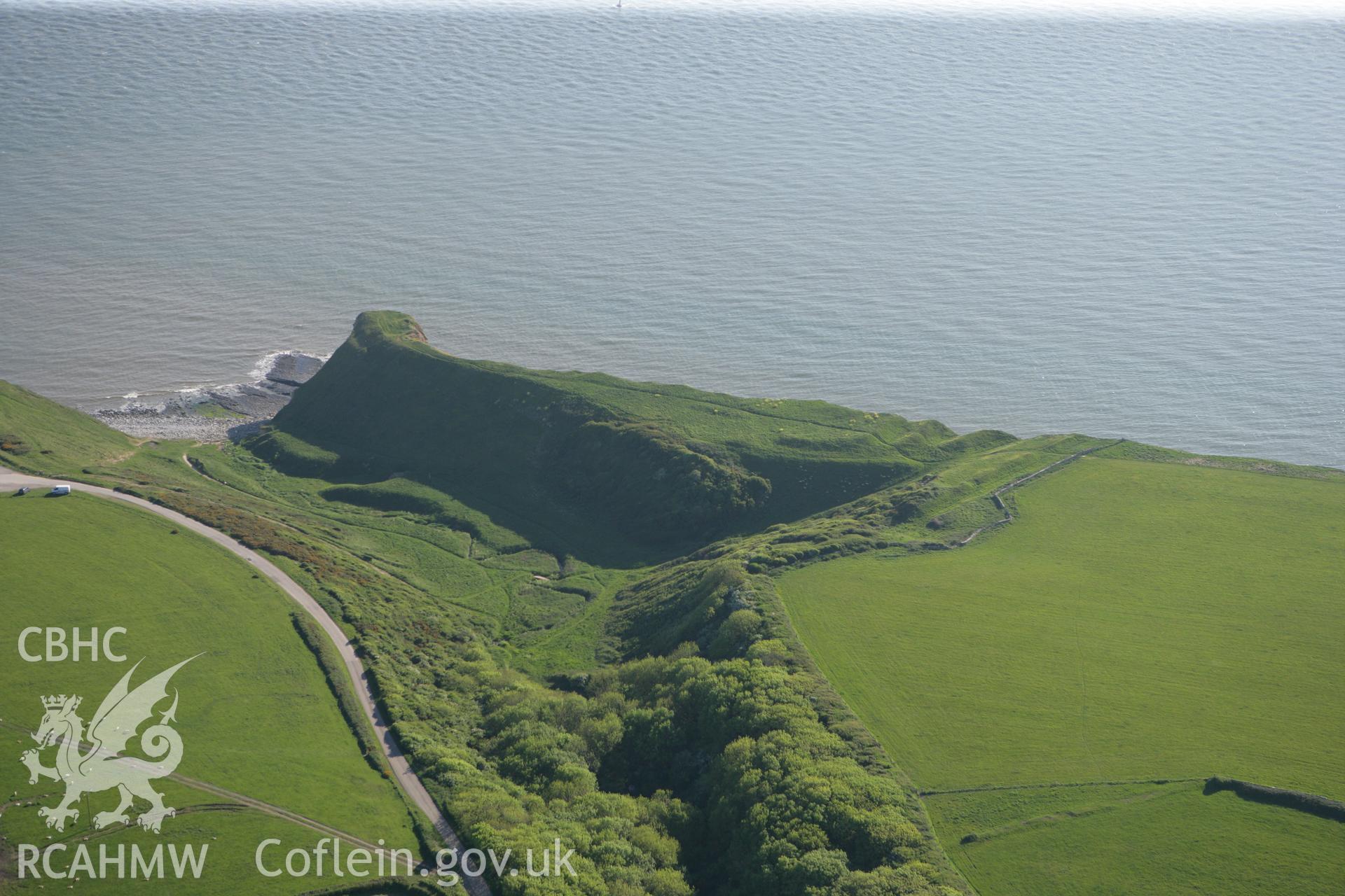 RCAHMW colour oblique photograph of Nash Point Promontory Fort. Taken by Toby Driver on 24/05/2010.