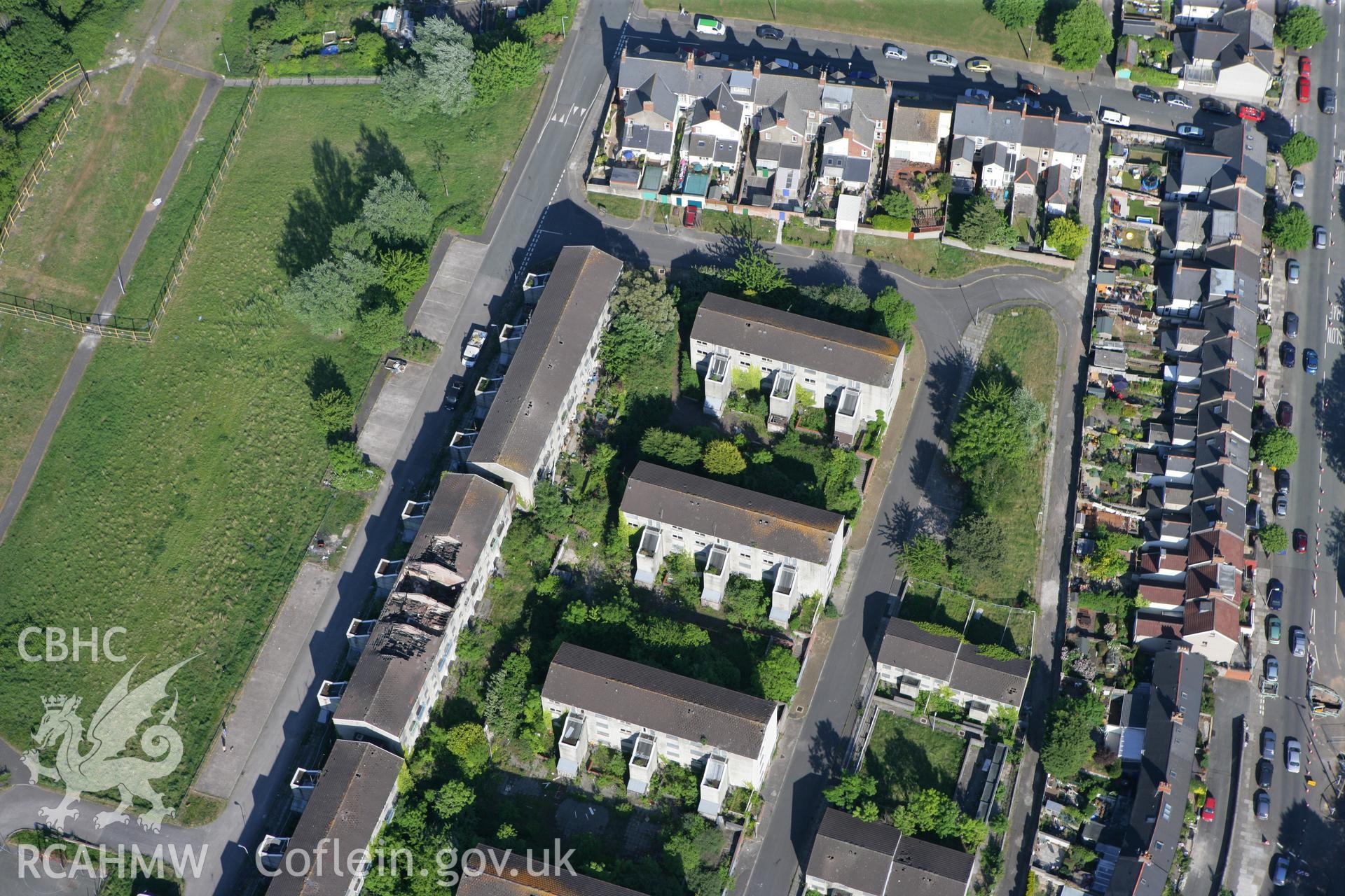 RCAHMW colour oblique photograph of Billy Banks Estate (Penarth Heights Phase I). Taken by Toby Driver on 24/05/2010.