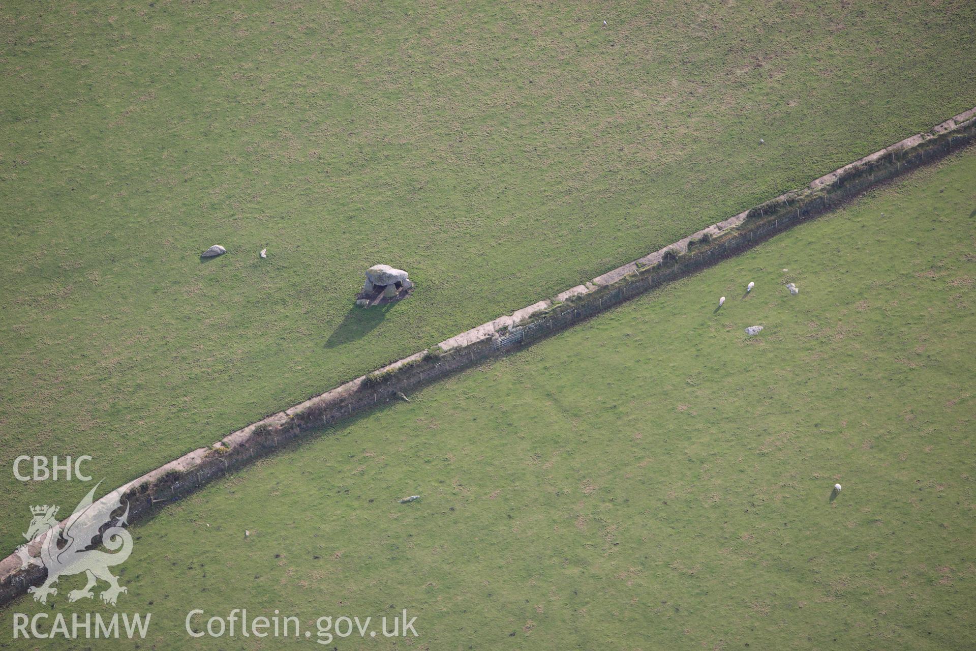 RCAHMW colour oblique photograph of Carreg Sampson (Carreg Samson) Burial Chamber, Longhouse Farm, Abercastle. Taken by Toby Driver on 16/11/2010.