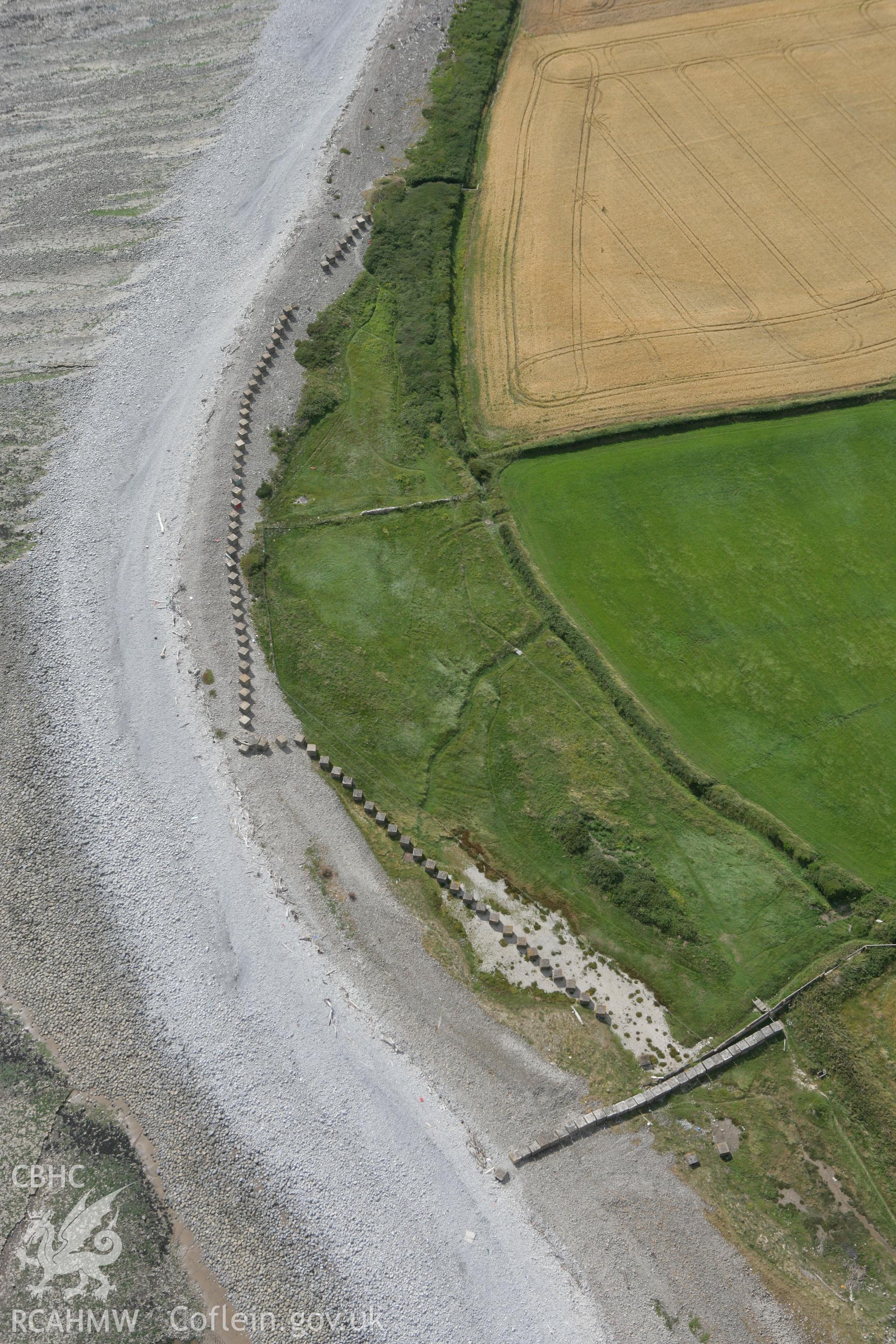 RCAHMW colour oblique photograph of Limpert Bay anti-invasion defences (Pillbox, Gileston). Taken by Toby Driver on 29/07/2010.