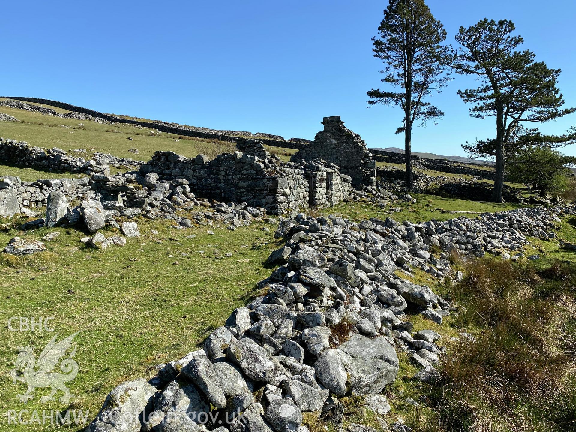 Digital colour photograph showing Tal-y-ffynnonau, produced by Paul R Davis in 2021.