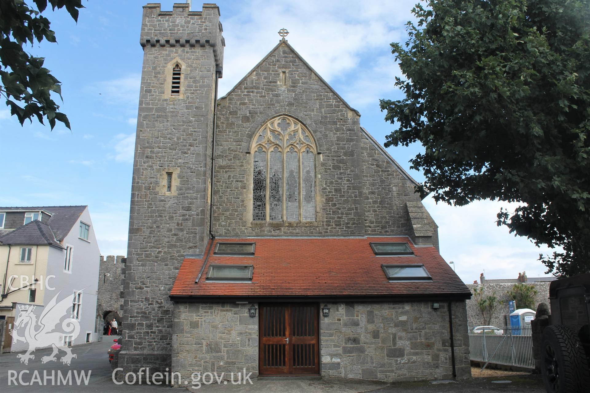 Digital colour photograph showing exterior of Holyrood and St Teilo's Catholic church, Tenby.




.