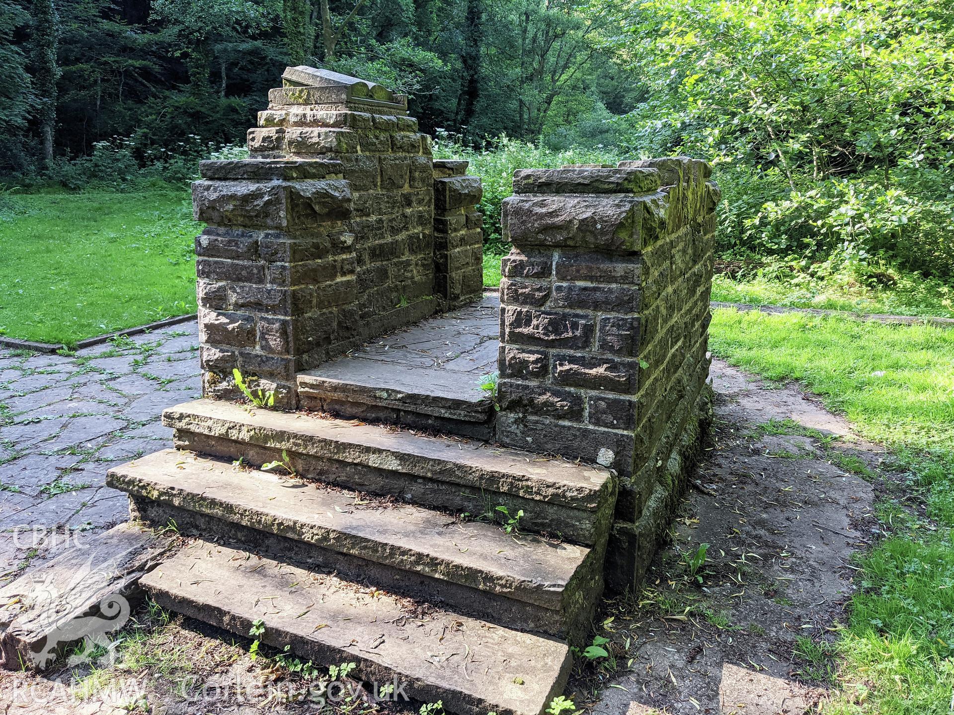 Trinity Well Chapel stone remains, pulpit Taken by Meilyr Powel.