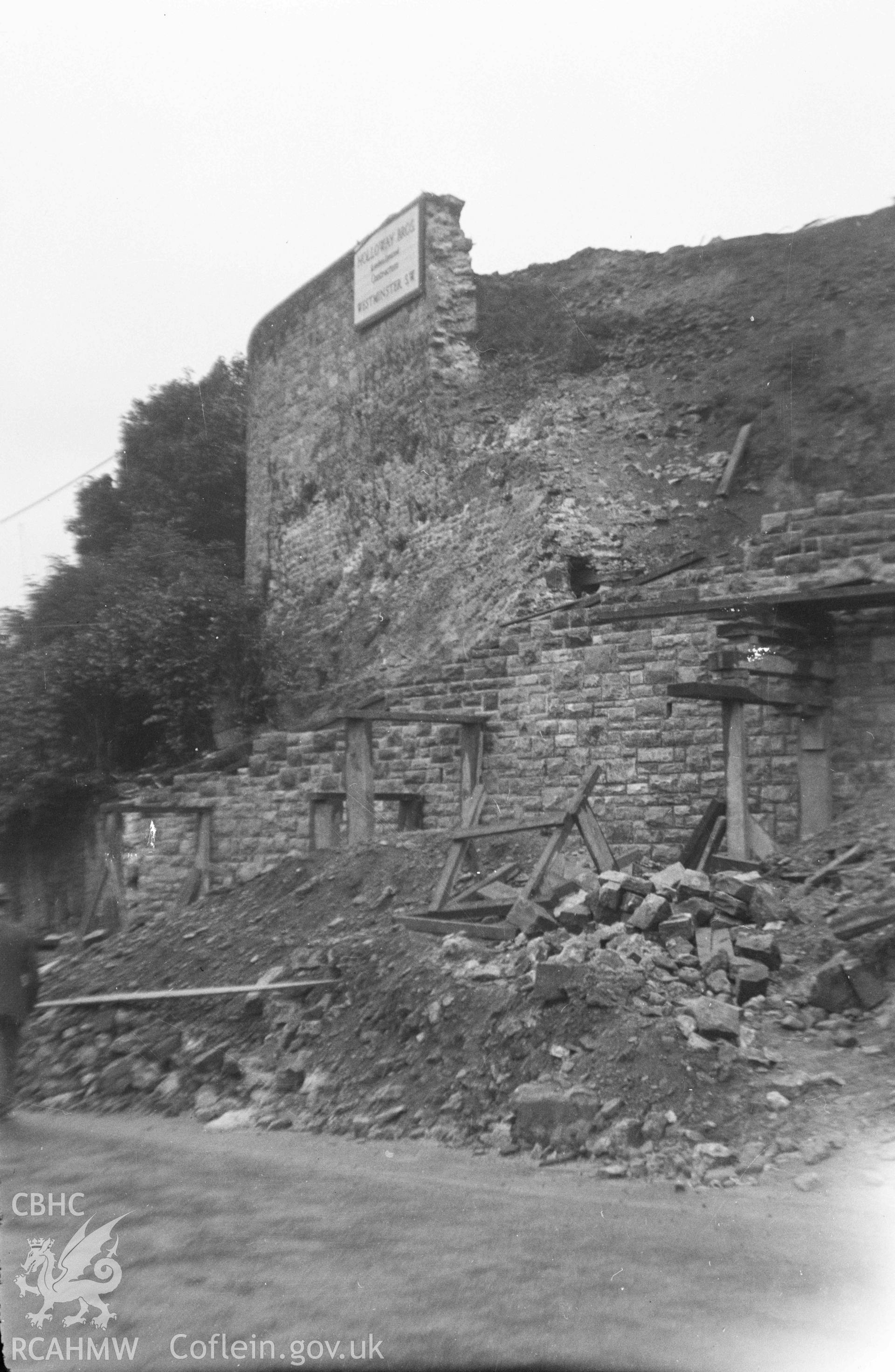 Index to site written data relating to Whitland Road excavation project undertaken by Dyfed Archaeological Trust in 1995. PRN 30298.