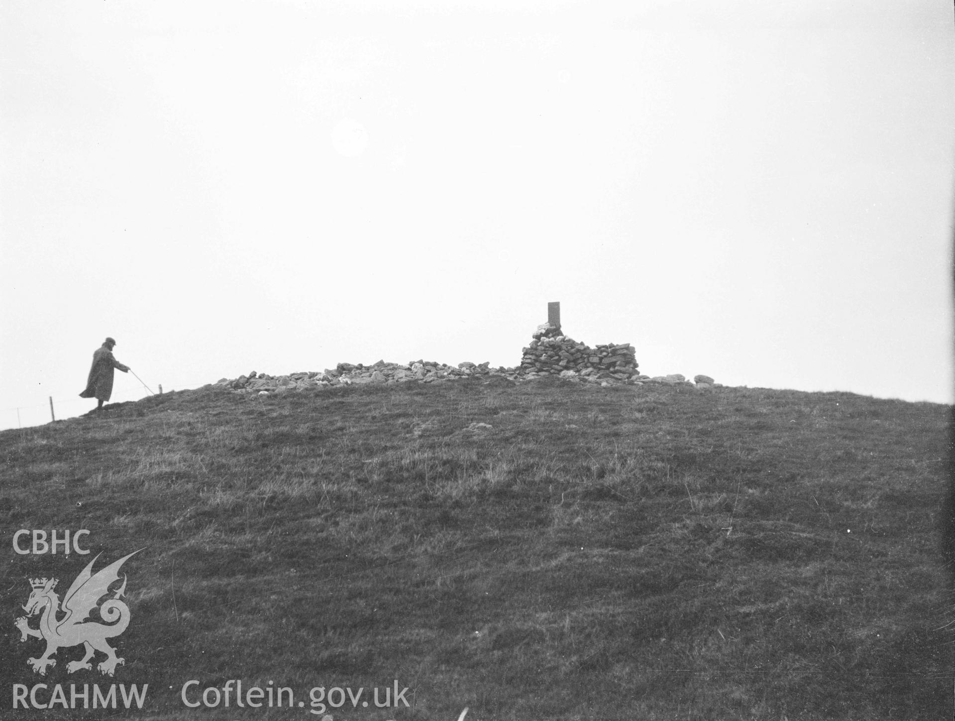 Digital copy of a nitrate negative showing Carnedd-y-Filiast Barrow.