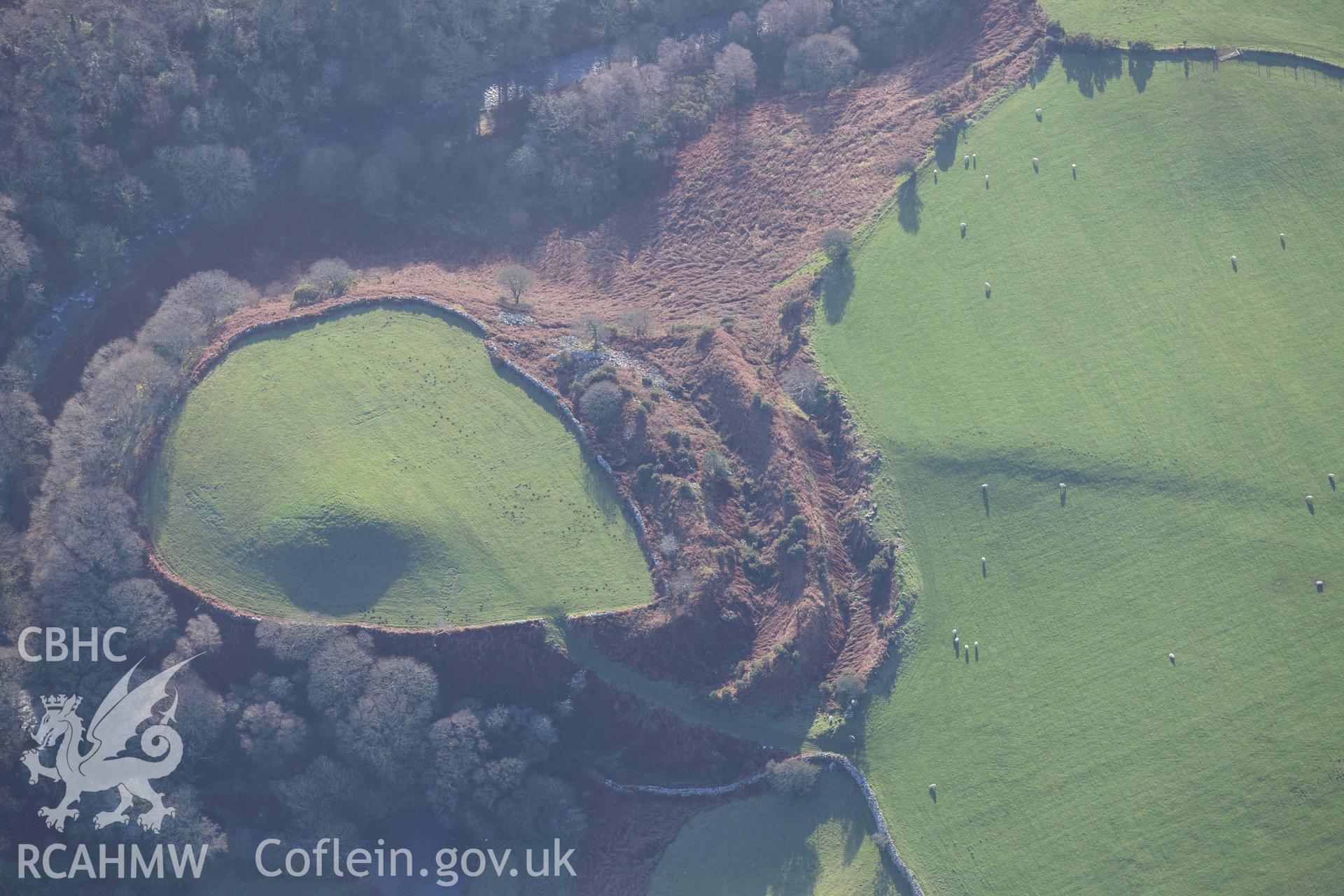 Oblique aerial photograph of Craig y Dinas camp taken during the Royal Commission