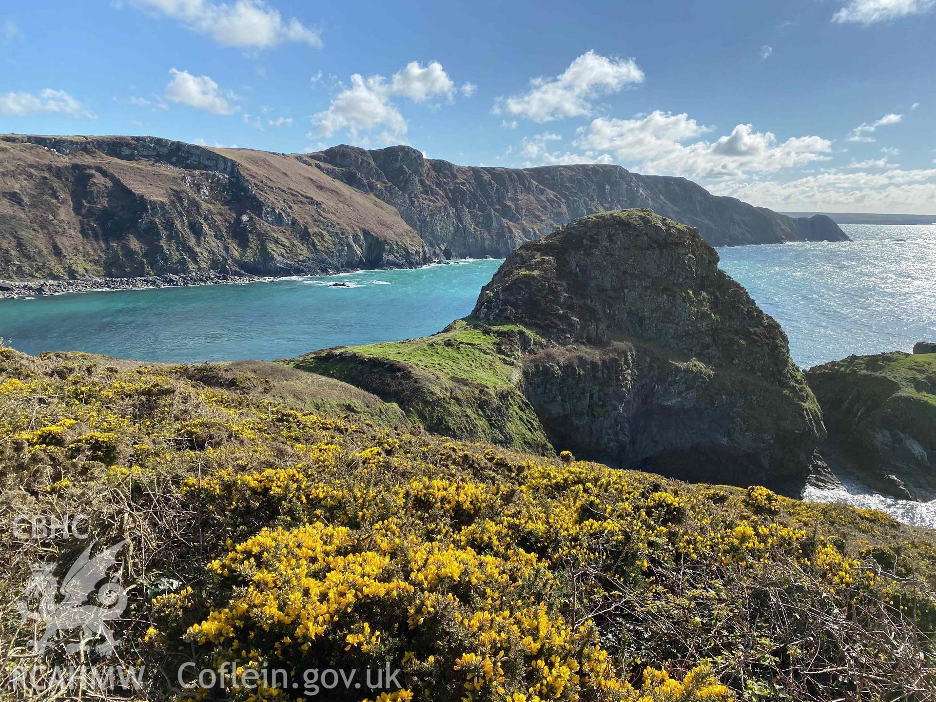 Digital photograph of Dinas Mawr promontory fort, Llanwnda, produced by Paul Davis in 2020