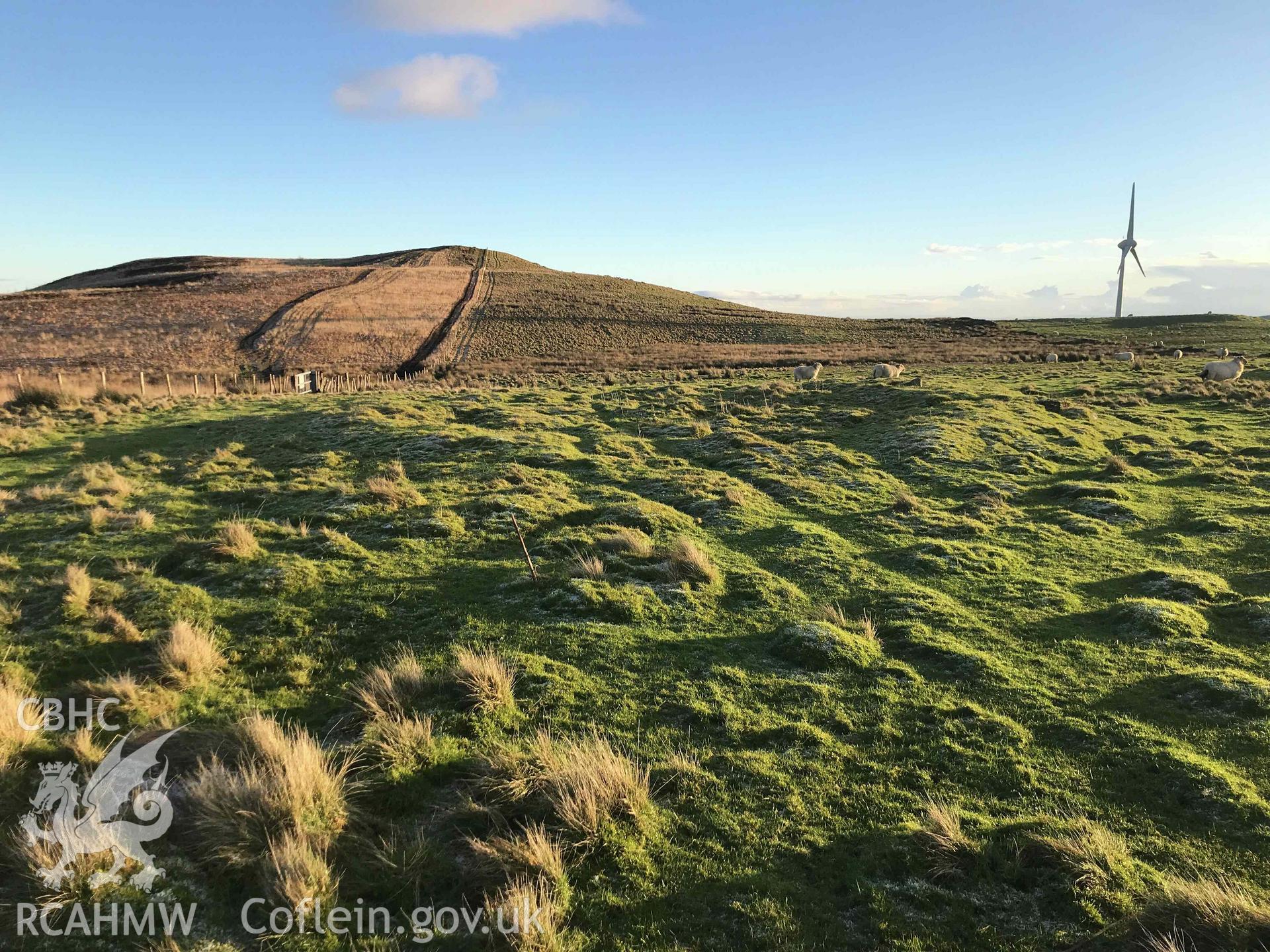 Digital photograph of Cefn-y-Rhondda cairn, produced by Paul Davis in 2020