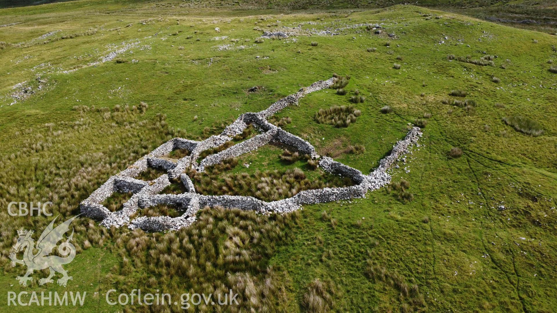 Digital aerial photograph showing multicellular sheep fold, Moel-yr-Wden. Taken in July 2023 by John Rowlands.