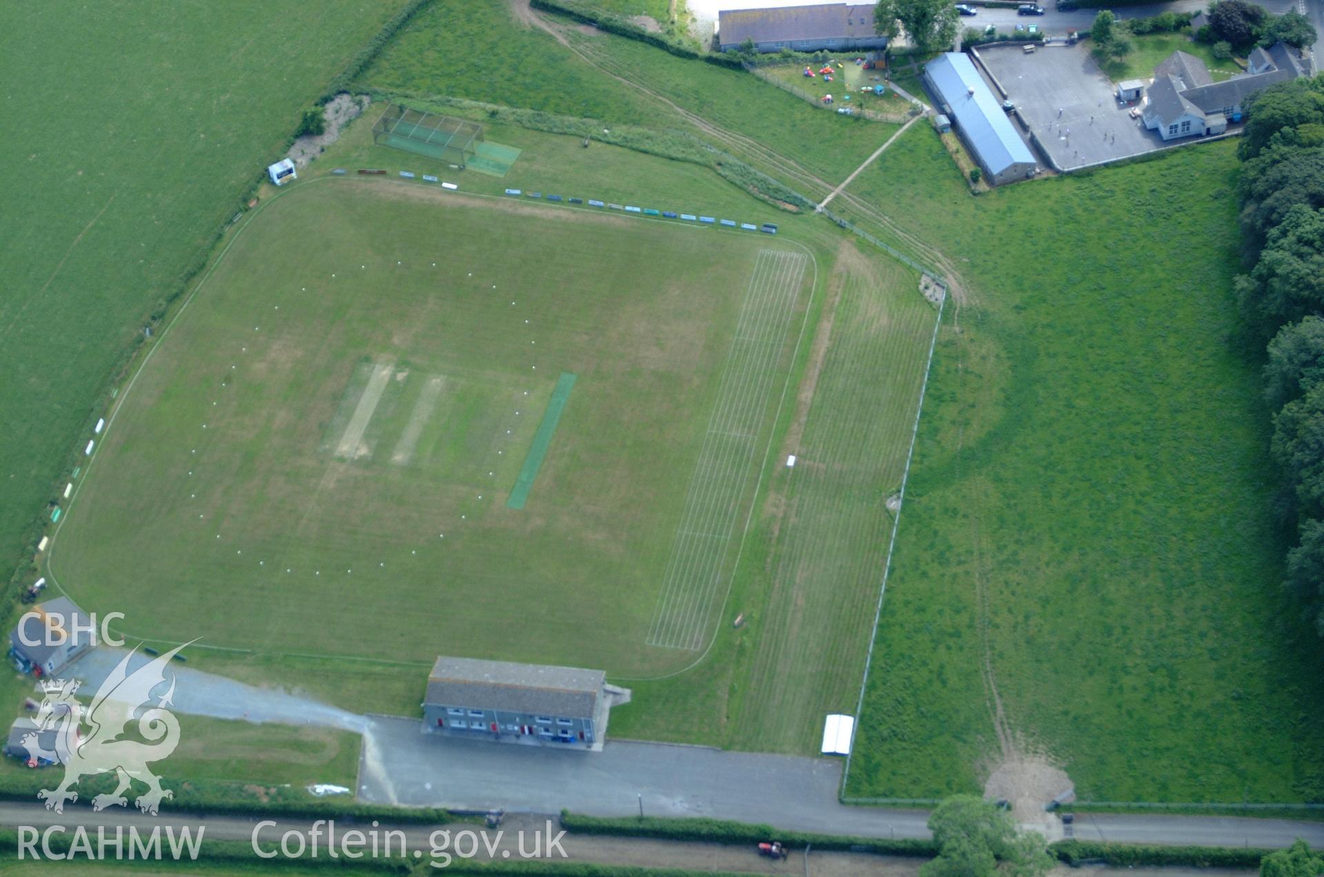 RCAHMW colour oblique aerial photograph of Cresselly House taken on 15/06/2004 by Toby Driver