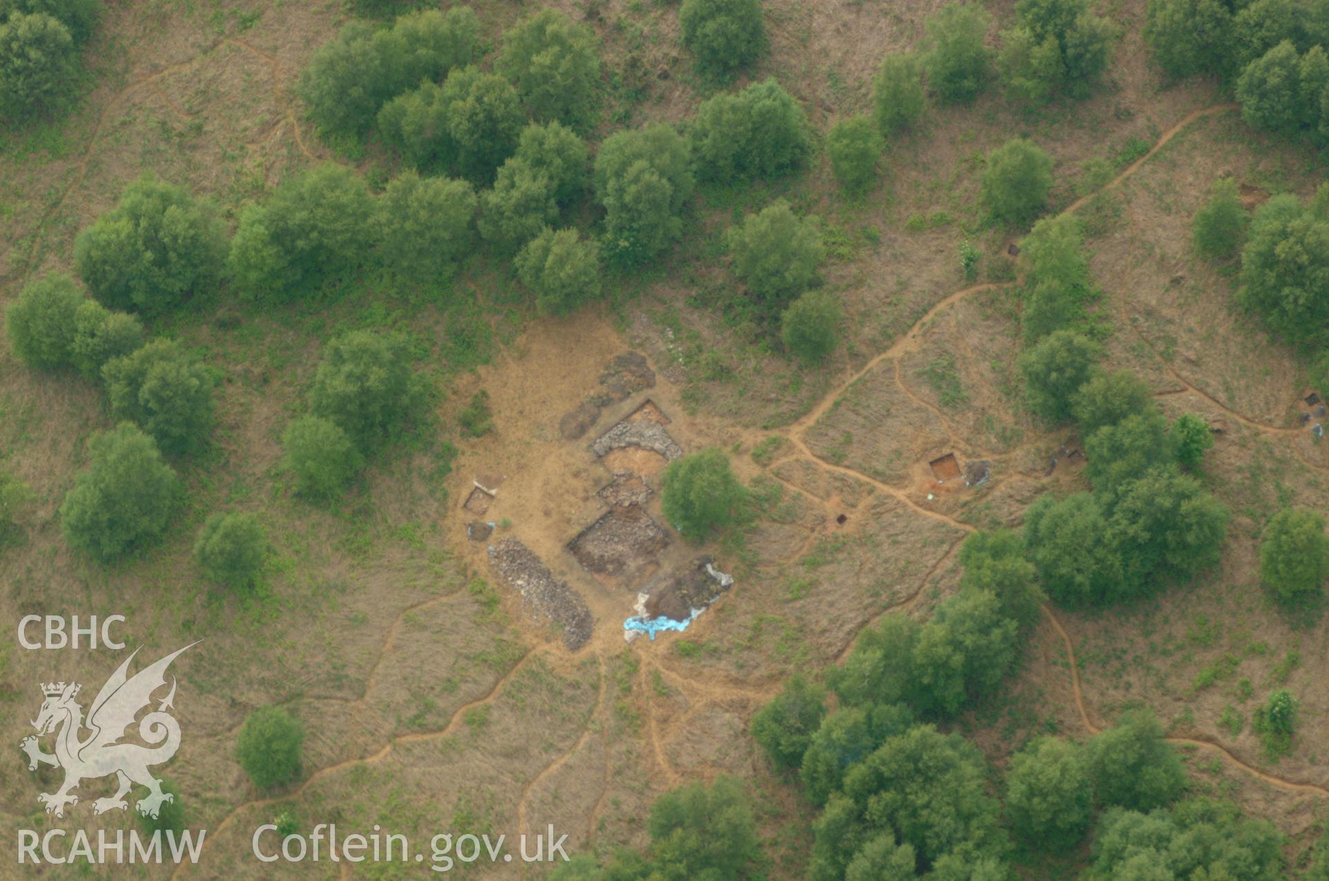 RCAHMW colour oblique aerial photograph of field system at Grey Hill taken on 26/05/2004 by Toby Driver