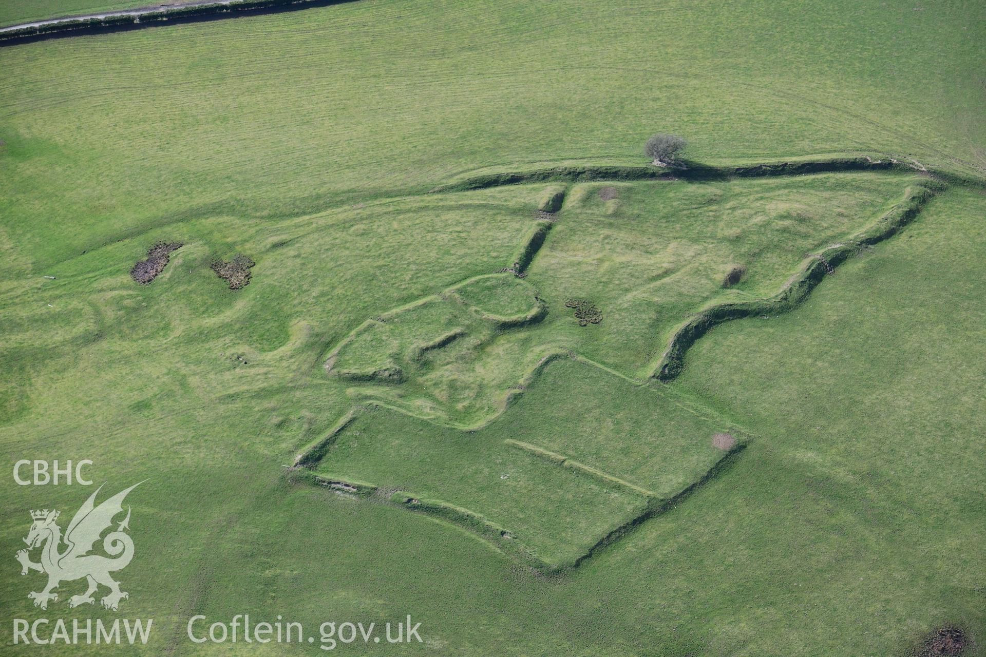 Beili Bedw deserted medieval village. Oblique aerial photograph taken during the Royal Commission’s programme of archaeological aerial reconnaissance by Toby Driver on 14 March 2022.