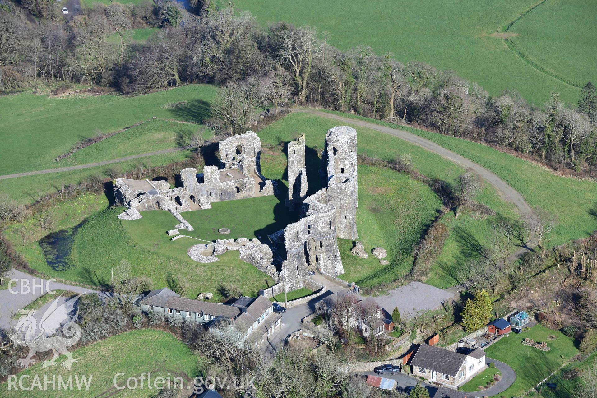 Llawhaden Castle. Oblique aerial photograph taken during the Royal Commission’s programme of archaeological aerial reconnaissance by Toby Driver on 14 March 2022.