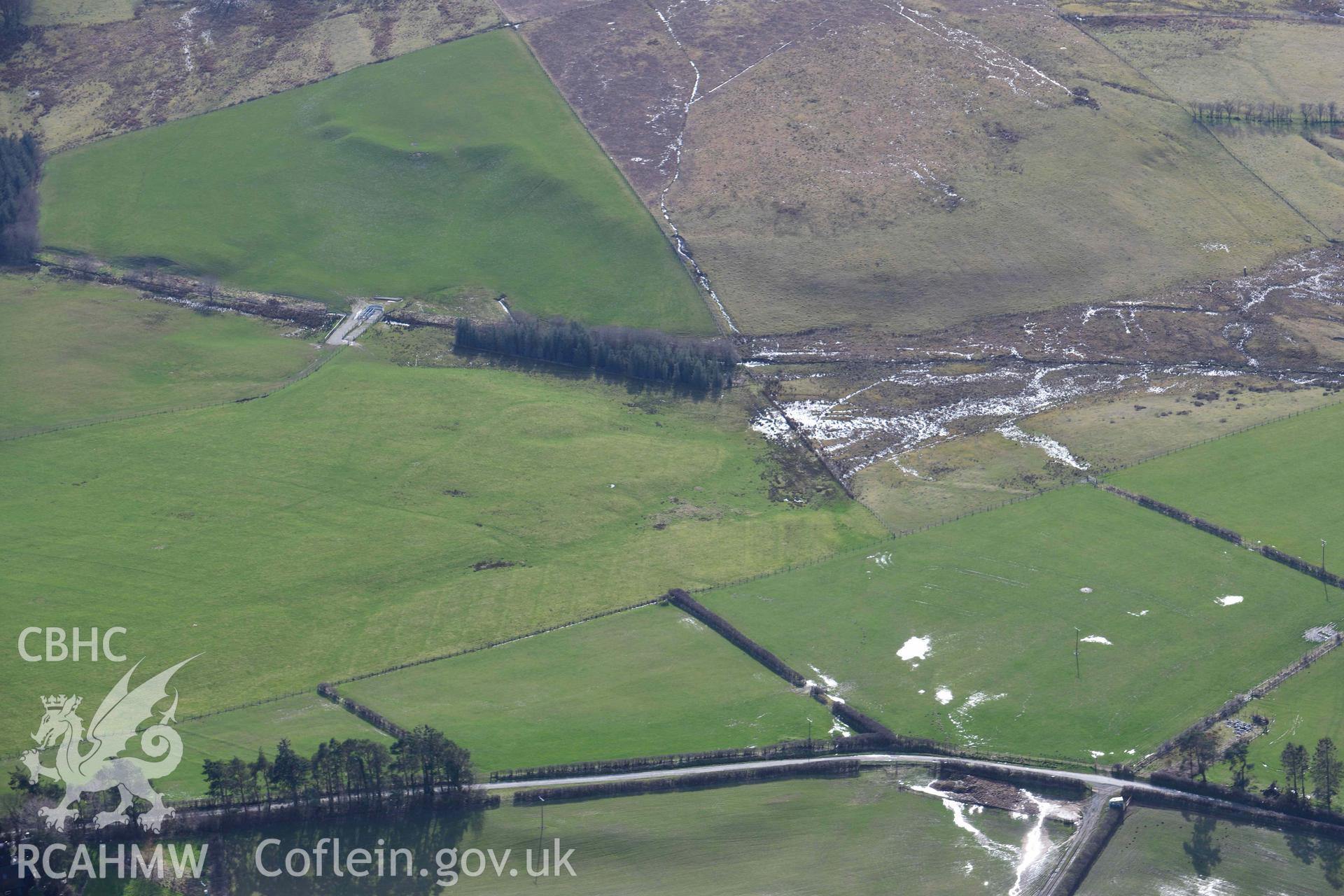 Cwm Nant marching camp, view from the east. Oblique aerial photograph taken during the Royal Commission’s programme of archaeological aerial reconnaissance by Toby Driver on 14 March 2022.