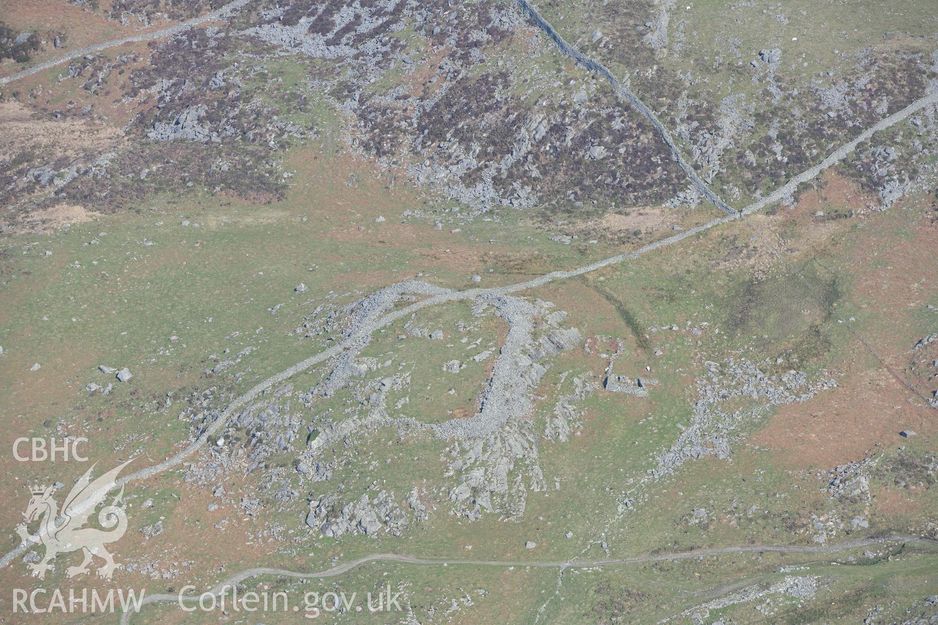 Castell Llanaber or Ffrodd Fechan Fort. Oblique aerial photographs taken during the Royal Commission’s programme of archaeological aerial reconnaissance by Toby Driver on 25 March 2022.