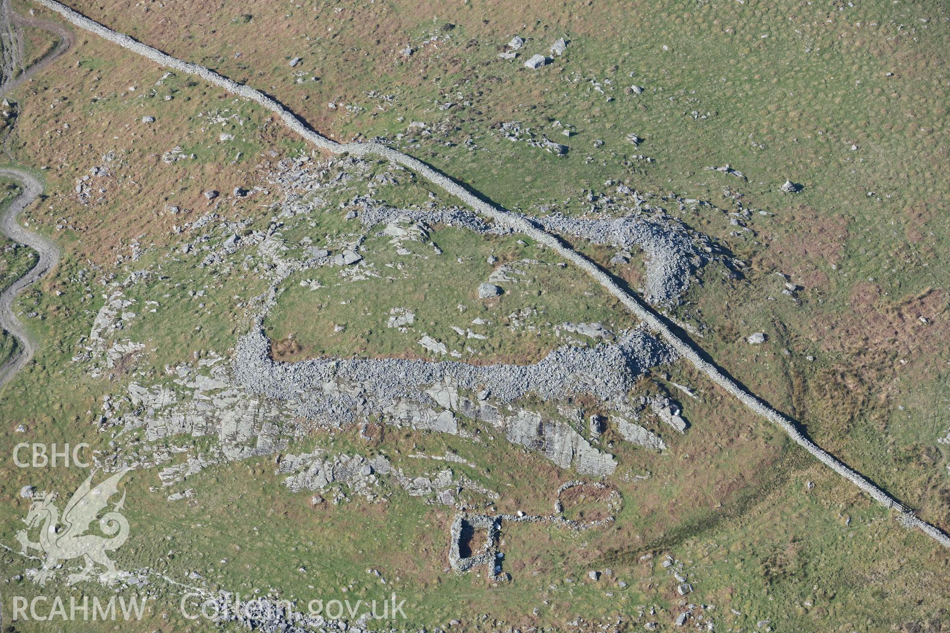 Castell Llanaber or Ffrodd Fechan Fort. Oblique aerial photographs taken during the Royal Commission’s programme of archaeological aerial reconnaissance by Toby Driver on 25 March 2022.