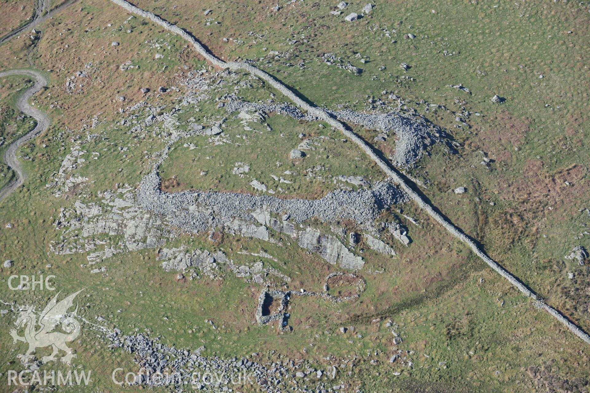 Castell Llanaber or Ffrodd Fechan Fort. Oblique aerial photographs taken during the Royal Commission’s programme of archaeological aerial reconnaissance by Toby Driver on 25 March 2022.