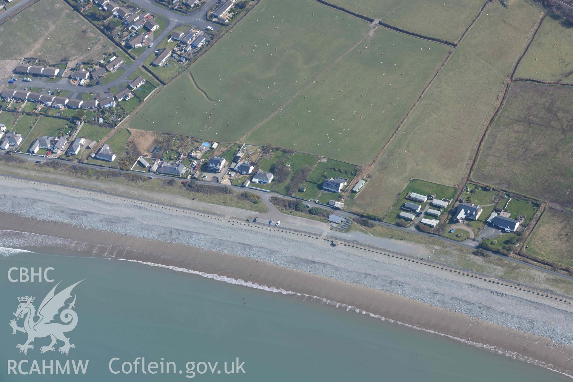 Fairborne Anti-Invasion Defences. Oblique aerial photographs taken during the Royal Commission’s programme of archaeological aerial reconnaissance by Toby Driver on 25 March 2022.