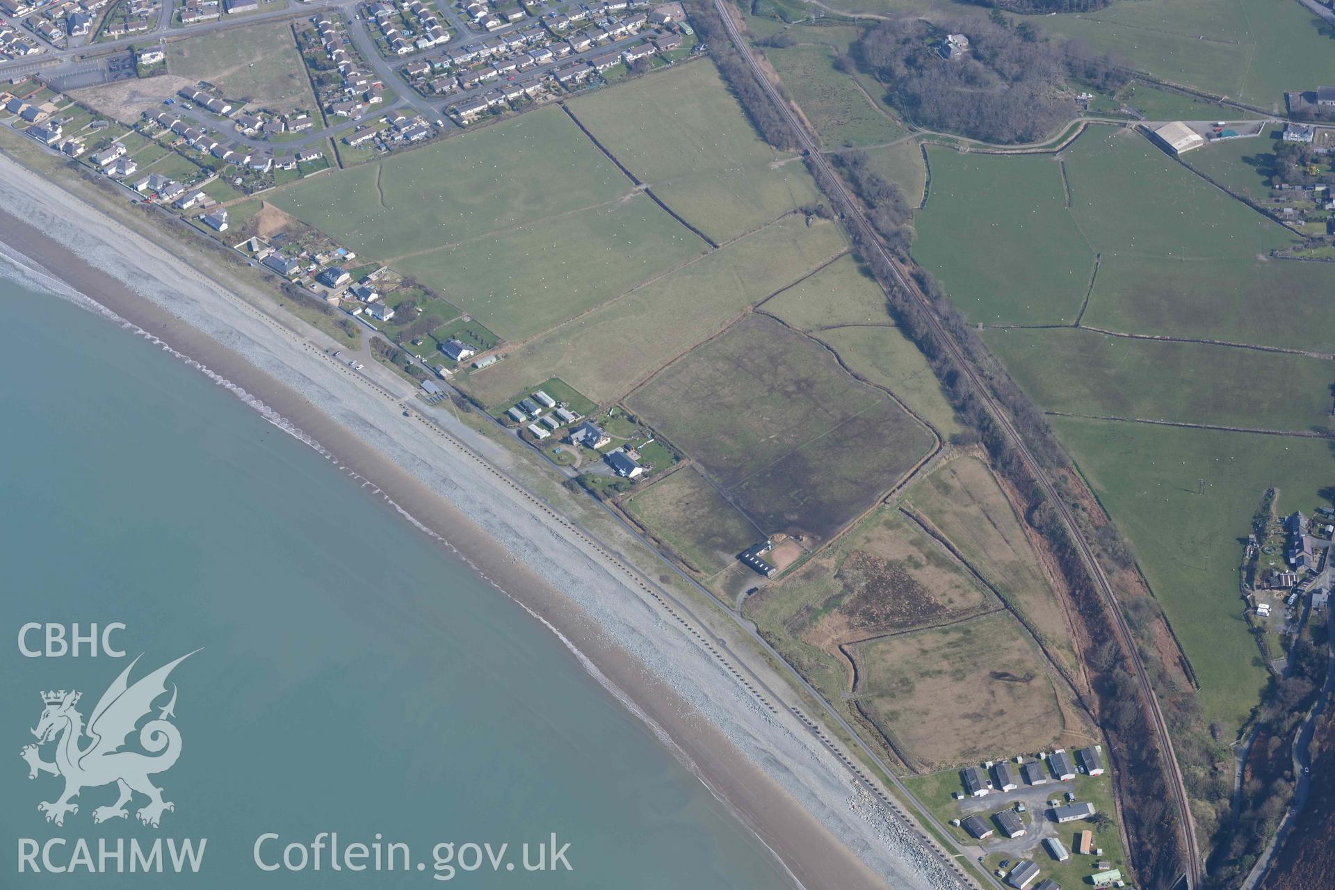 Fairborne Anti-Invasion Defences. Oblique aerial photographs taken during the Royal Commission’s programme of archaeological aerial reconnaissance by Toby Driver on 25 March 2022.