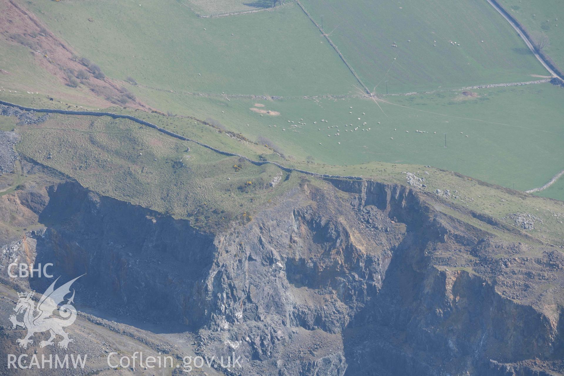 Tal y Gareg Hillfort. Oblique aerial photographs taken during the Royal Commission’s programme of archaeological aerial reconnaissance by Toby Driver on 25 March 2022.