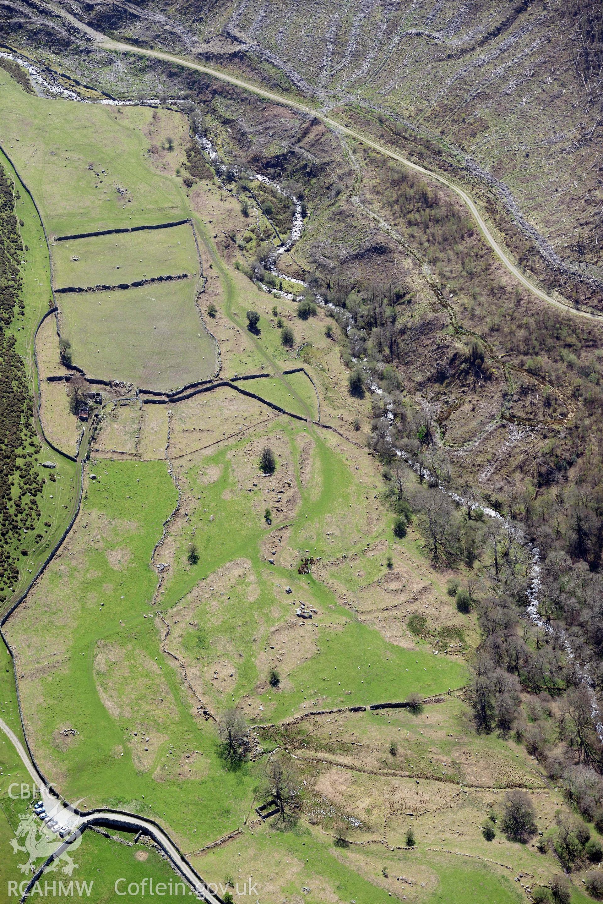 Hafod y Gelyn hut group and settlement. Oblique aerial photograph taken during the Royal Commission’s programme of archaeological aerial reconnaissance by Toby Driver on 20 April 2018.