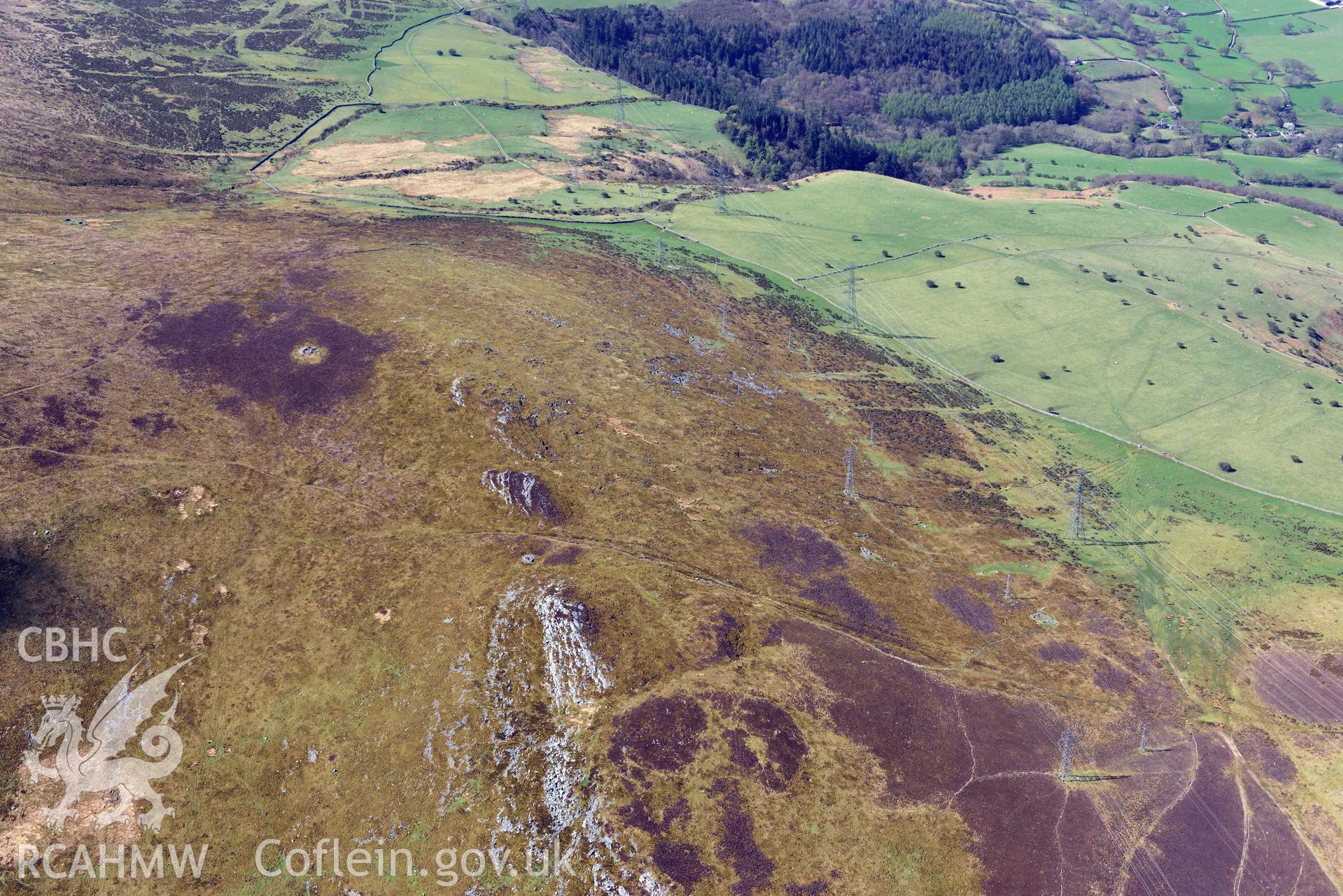 Ring cairn to north of Cras. Oblique aerial photograph taken during the Royal Commission’s programme of archaeological aerial reconnaissance by Toby Driver on 20 April 2018.