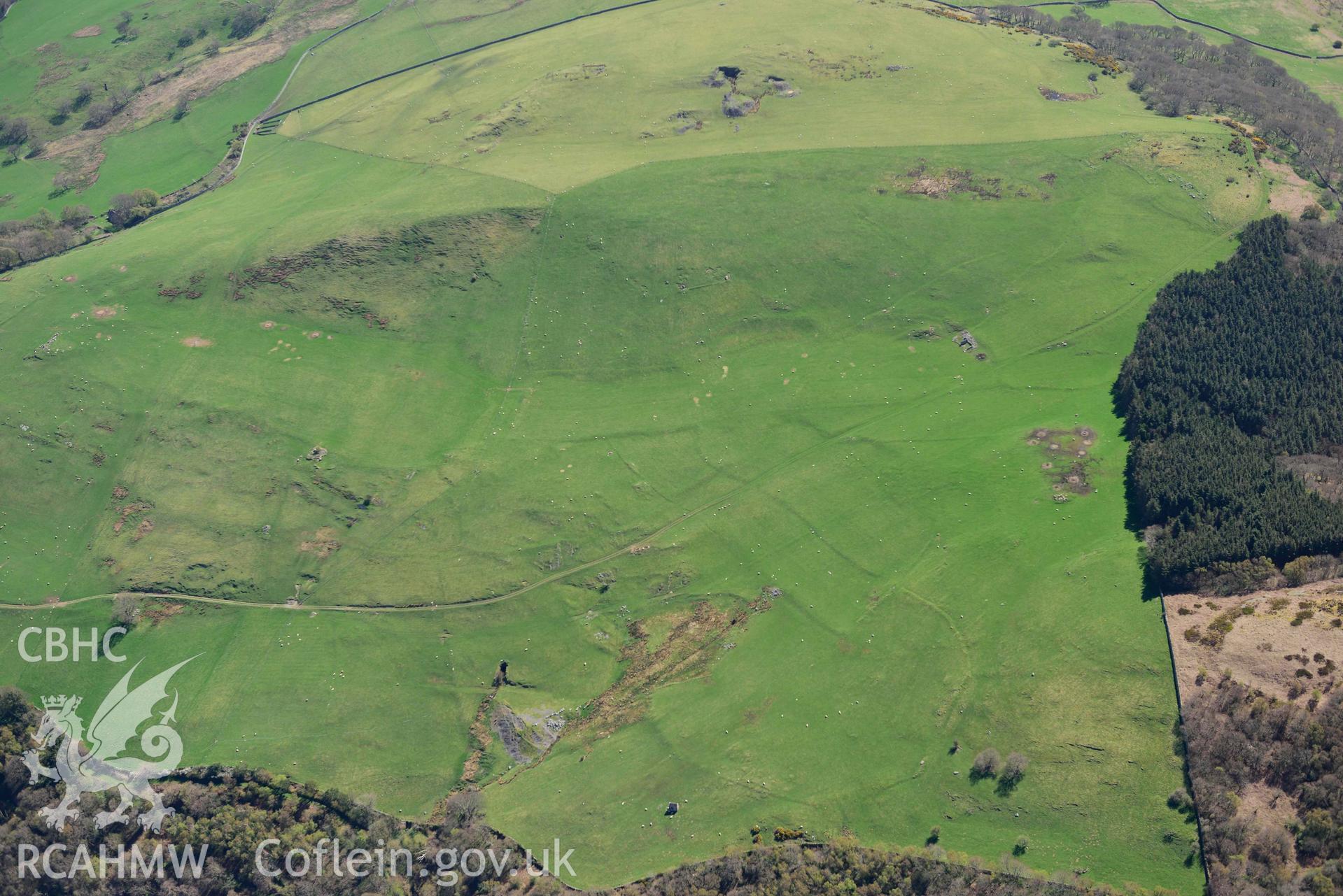 Maes y Gaer field system, view from north-west. Oblique aerial photograph taken during the Royal Commission’s programme of archaeological aerial reconnaissance by Toby Driver on 20 April 2018.