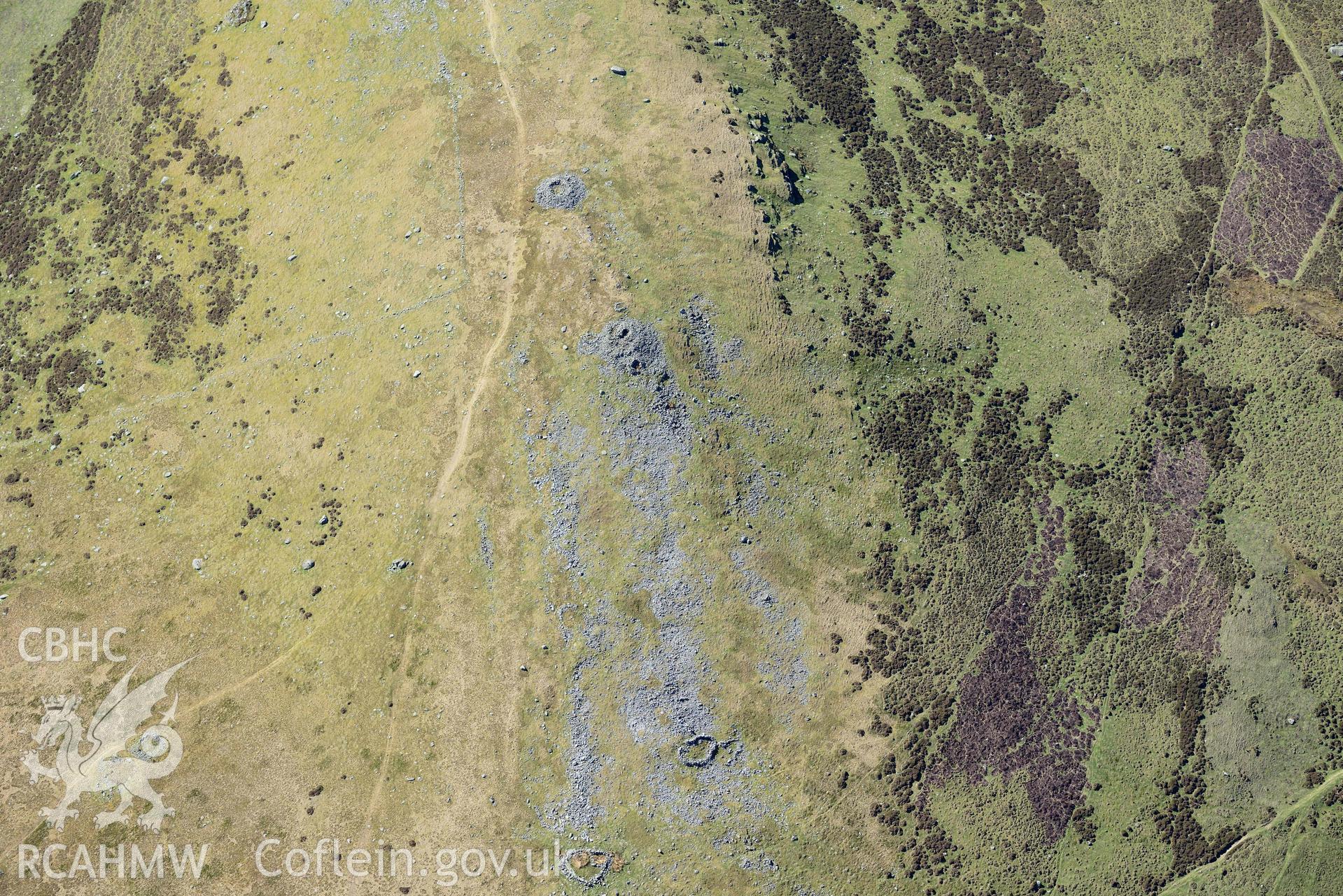 Moel Faban cairn cemetery and settlement. Oblique aerial photograph taken during the Royal Commission’s programme of archaeological aerial reconnaissance by Toby Driver on 20 April 2018.