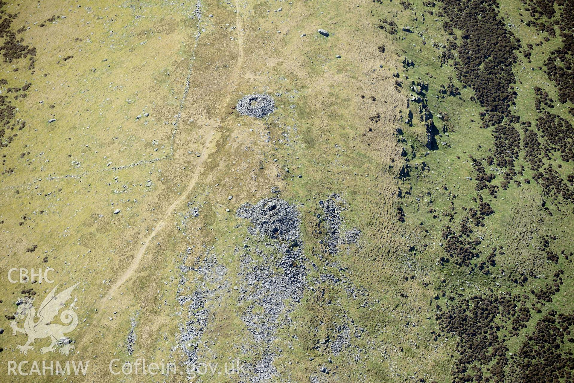 Moel Faban cairn cemetery. Oblique aerial photograph taken during the Royal Commission’s programme of archaeological aerial reconnaissance by Toby Driver on 20 April 2018.