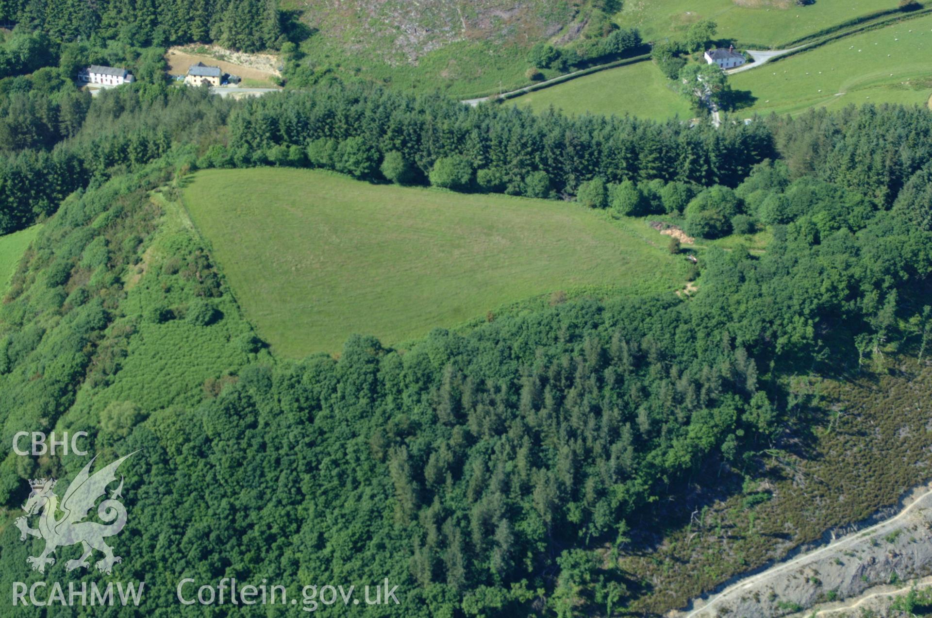 RCAHMW colour oblique aerial photograph of Castell Goginan Fach taken on 14/06/2004 by Toby Driver