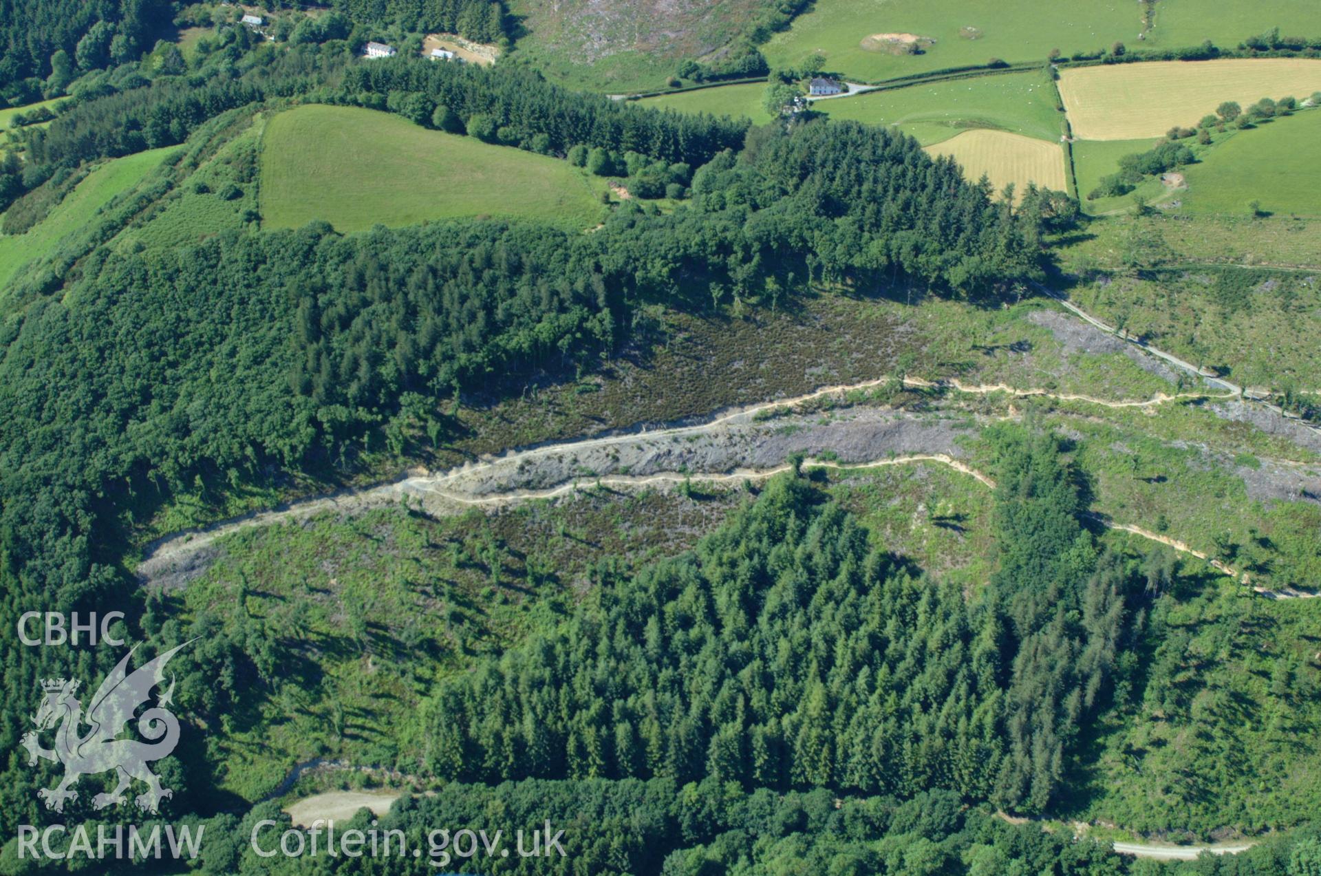 RCAHMW colour oblique aerial photograph of Castell Goginan Fach taken on 14/06/2004 by Toby Driver