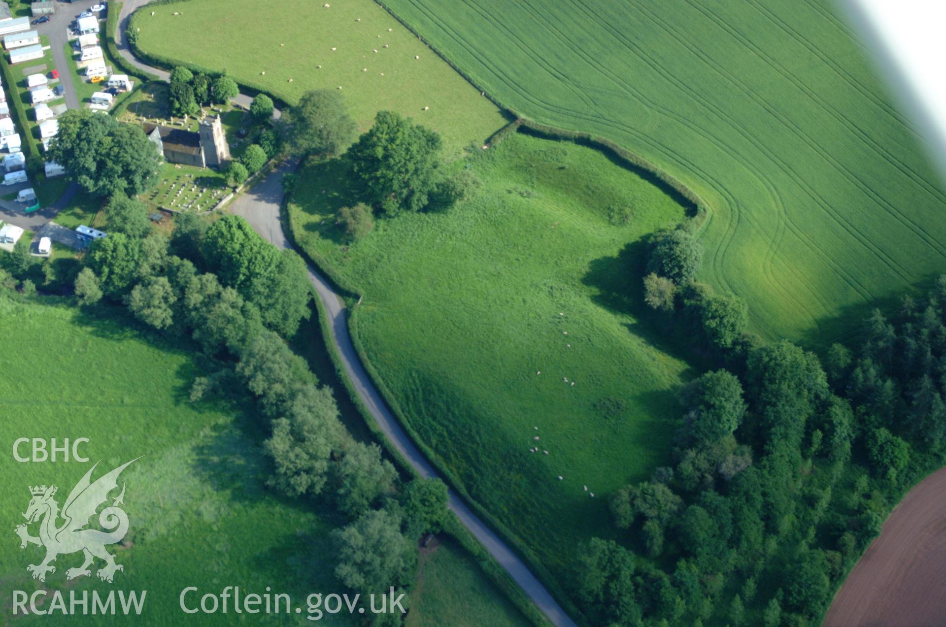 RCAHMW colour oblique aerial photograph of Dingestow Castle taken on 02/06/2004 by Toby Driver