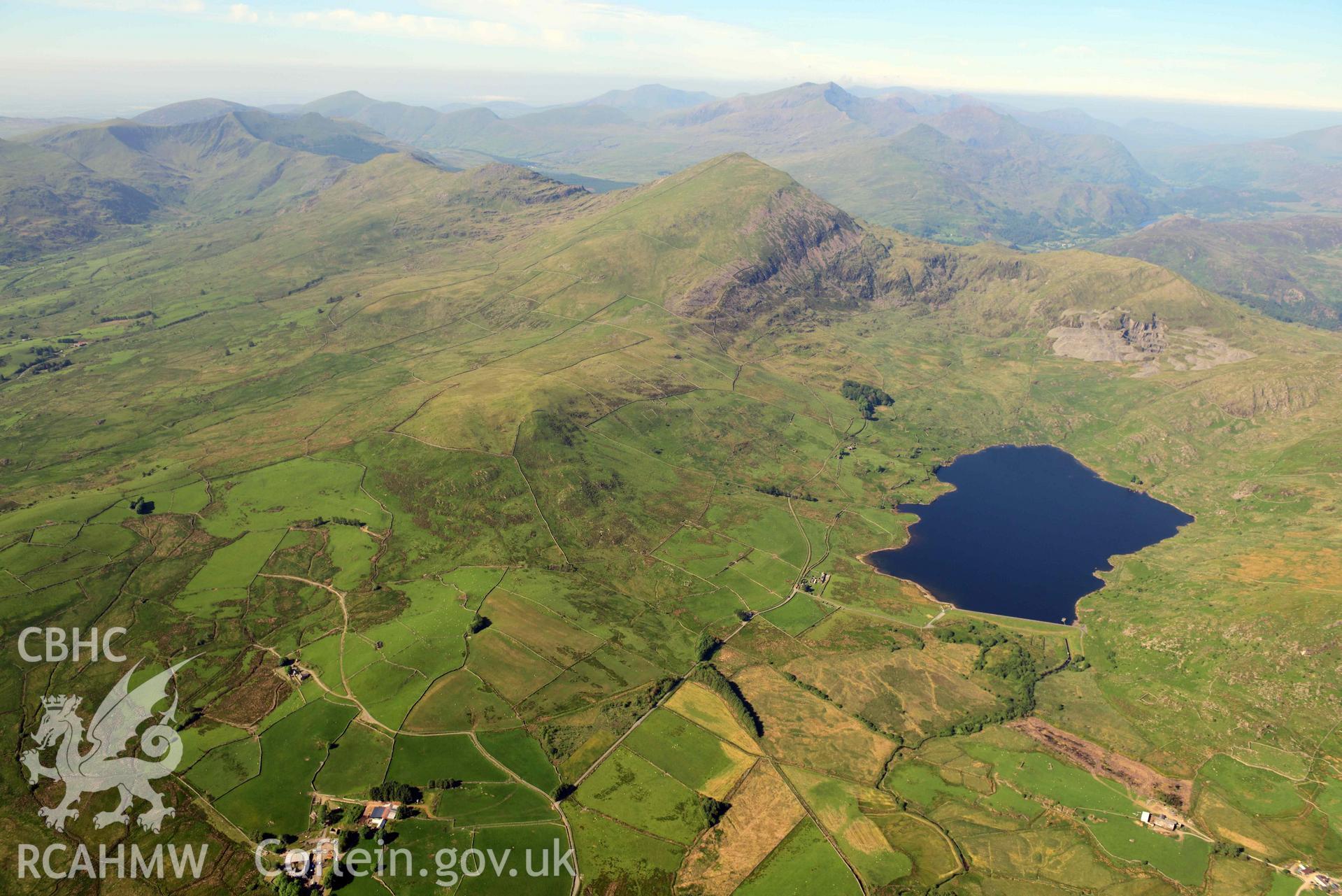 Gorseddau slate quarry, tramway, north of Ynysypandy. Oblique aerial photograph taken during the Royal Commission