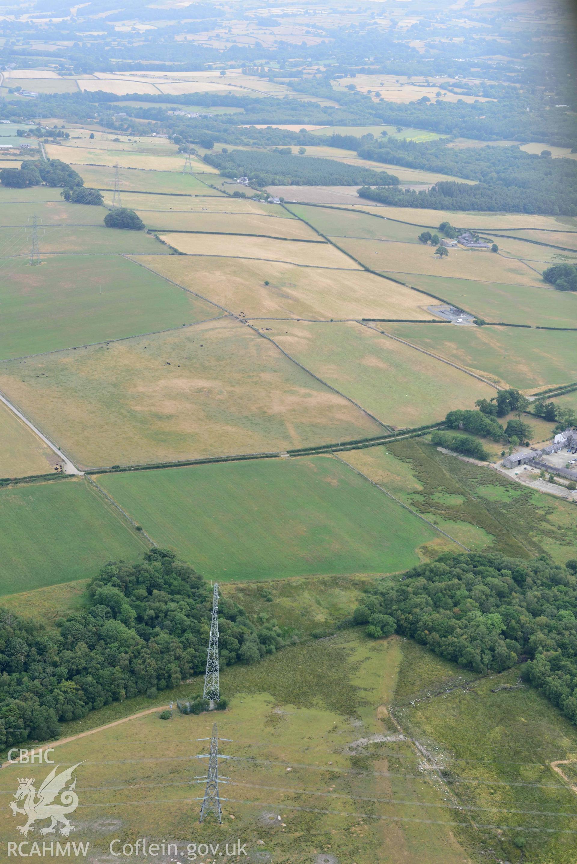 Ty'n Llwyn Roman Road. Oblique aerial photograph taken during the Royal Commission’s programme of archaeological aerial reconnaissance by Toby Driver on 10 July 2018.