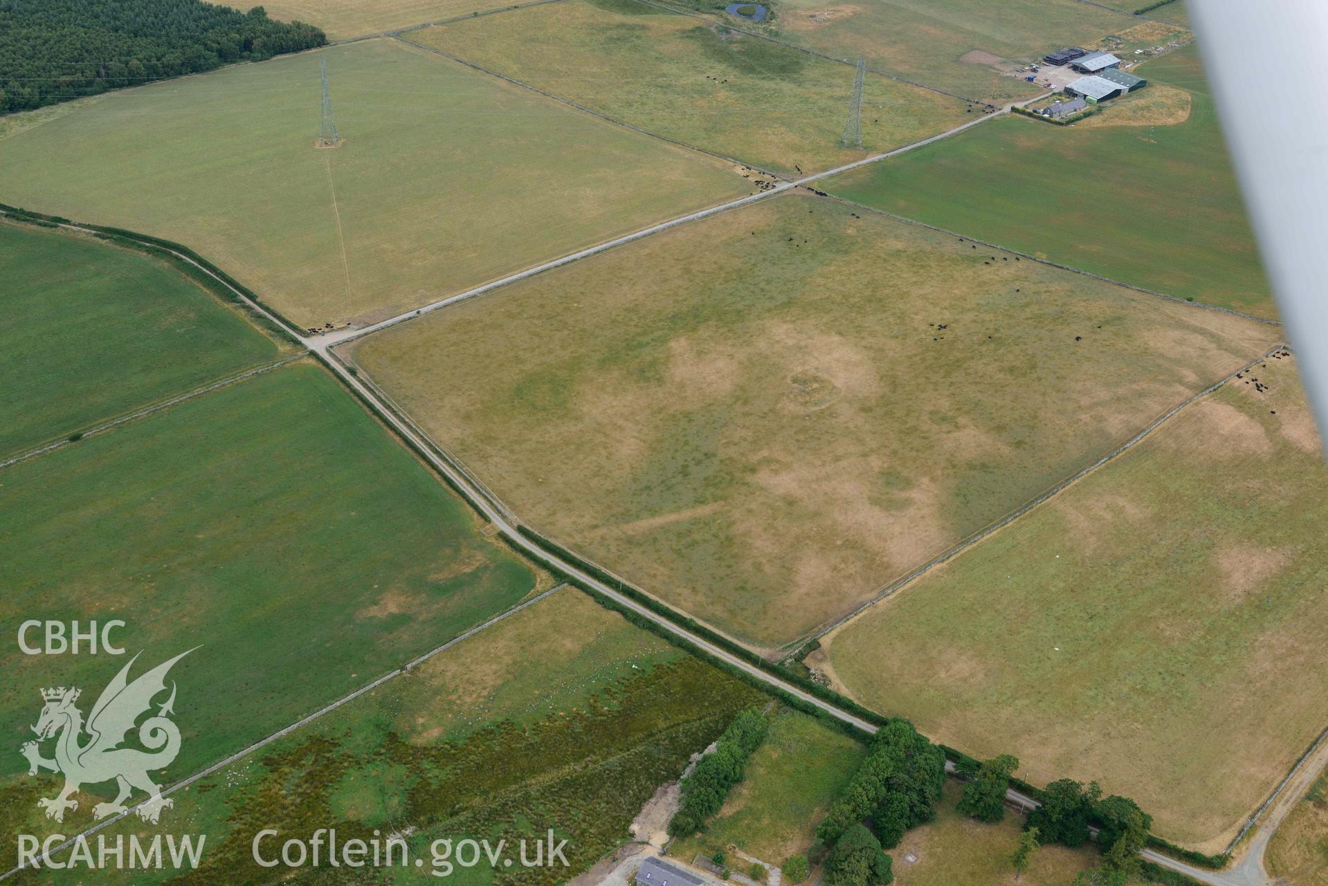 Ty'n Llwyn Roman Road. Oblique aerial photograph taken during the Royal Commission’s programme of archaeological aerial reconnaissance by Toby Driver on 10 July 2018.