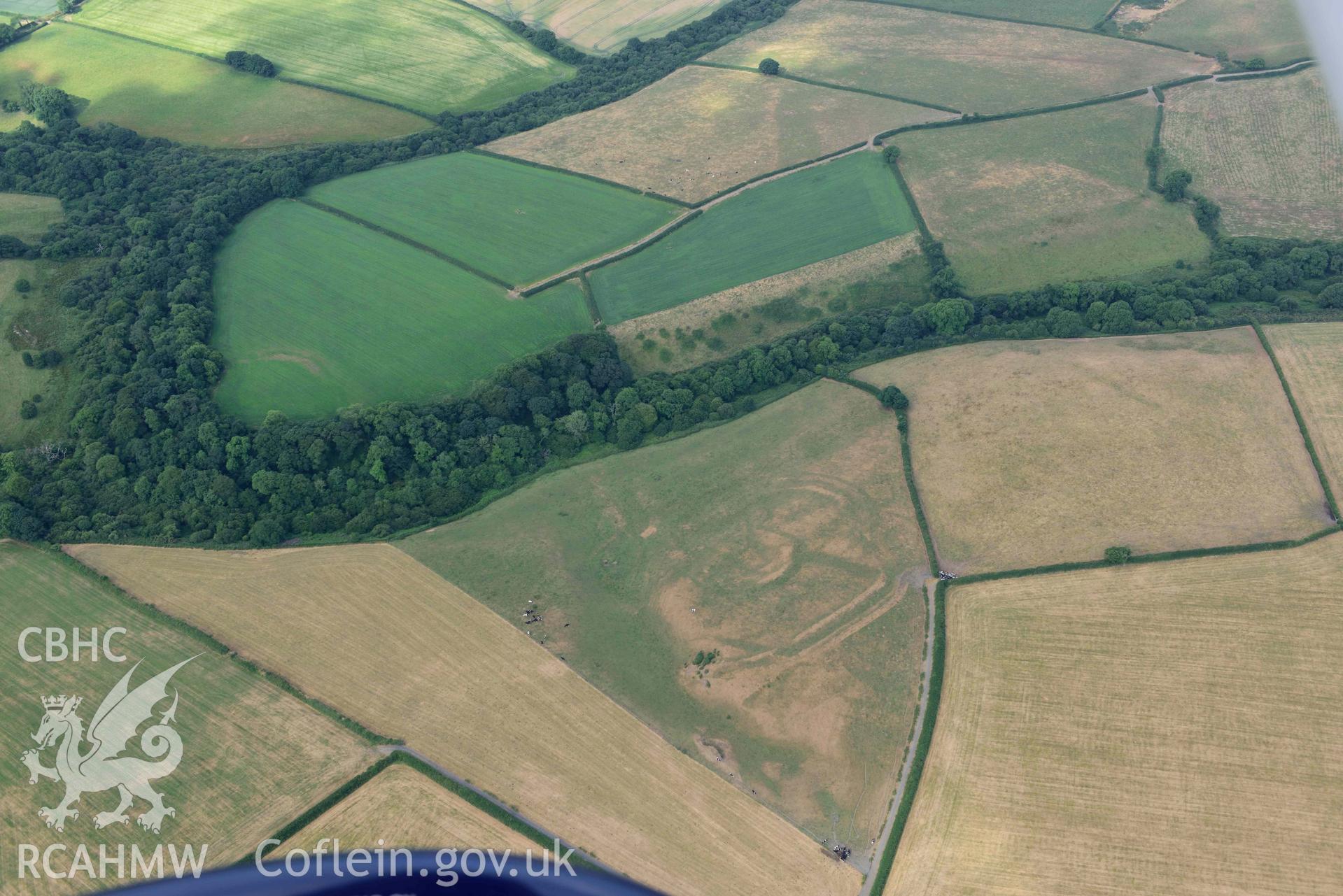 West Rath Walton East and Penty Parc Rath. Oblique aerial photograph taken during the Royal Commission’s programme of archaeological aerial reconnaissance by Toby Driver on 10 July 2018.